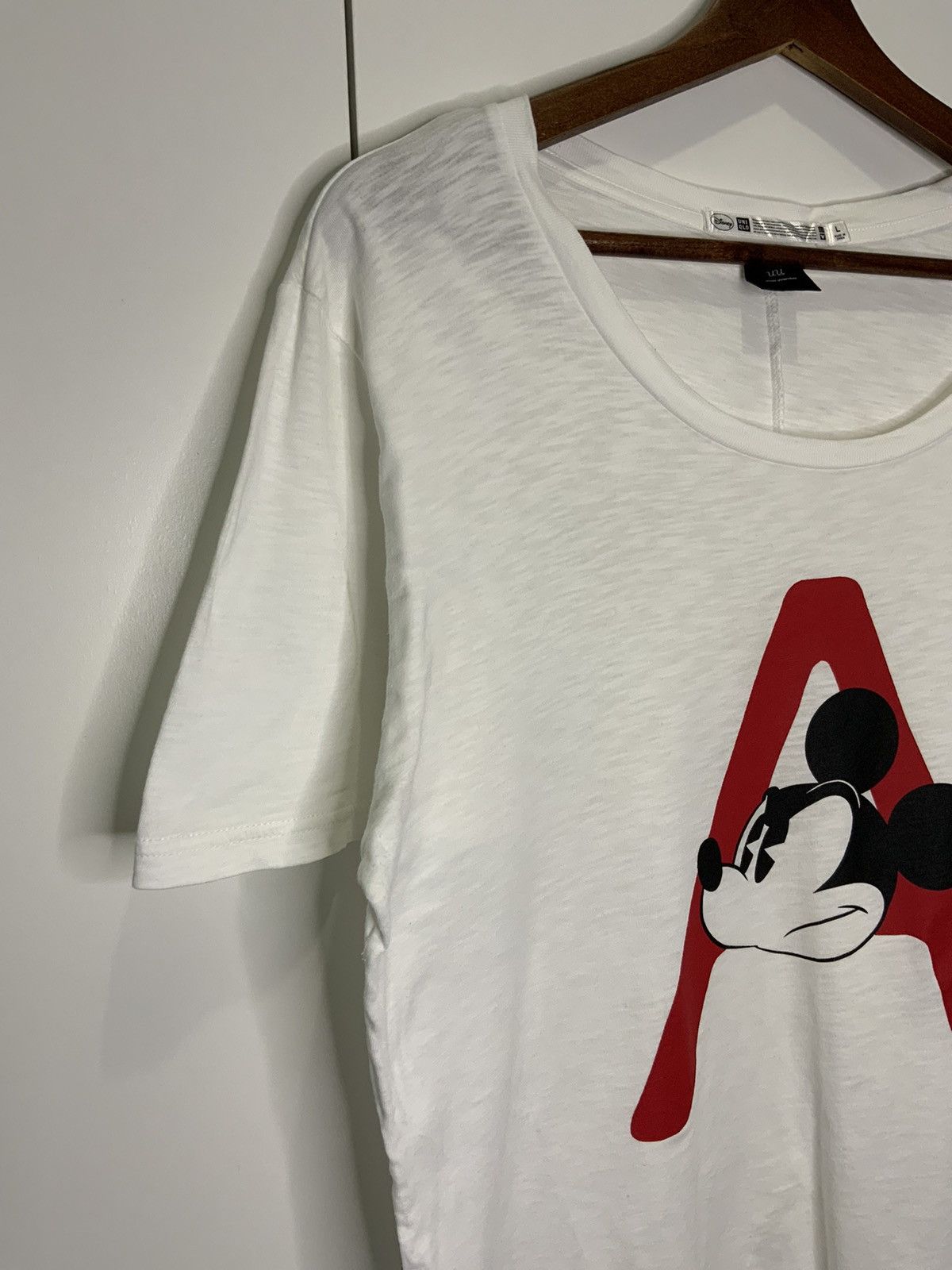 Undercover × Uniqlo Uniqlo x Undercover Mickey Mouse White Tee Size US L / EU 52-54 / 3 - 3 Thumbnail