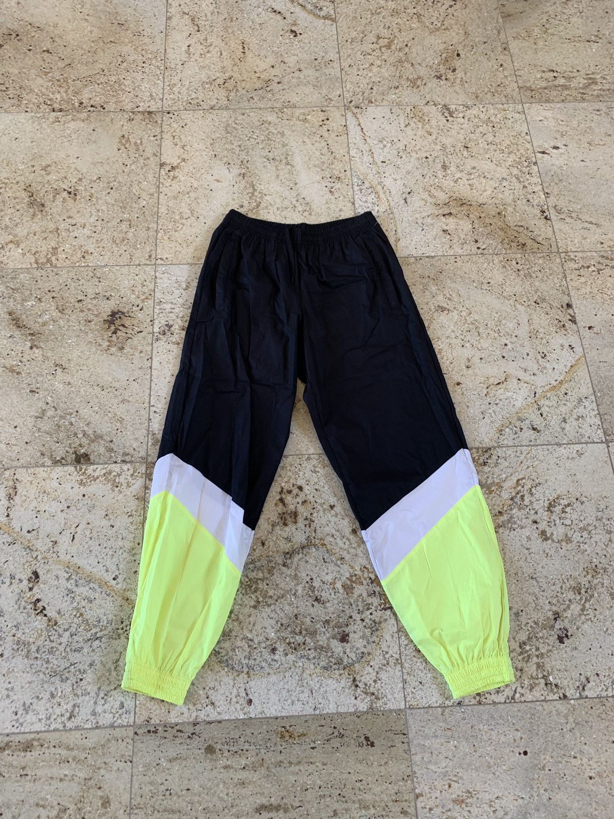Vetements ETE19 Track Pants in Black & Highlighter Yellow Size US 30 / EU 46 - 2 Thumbnail