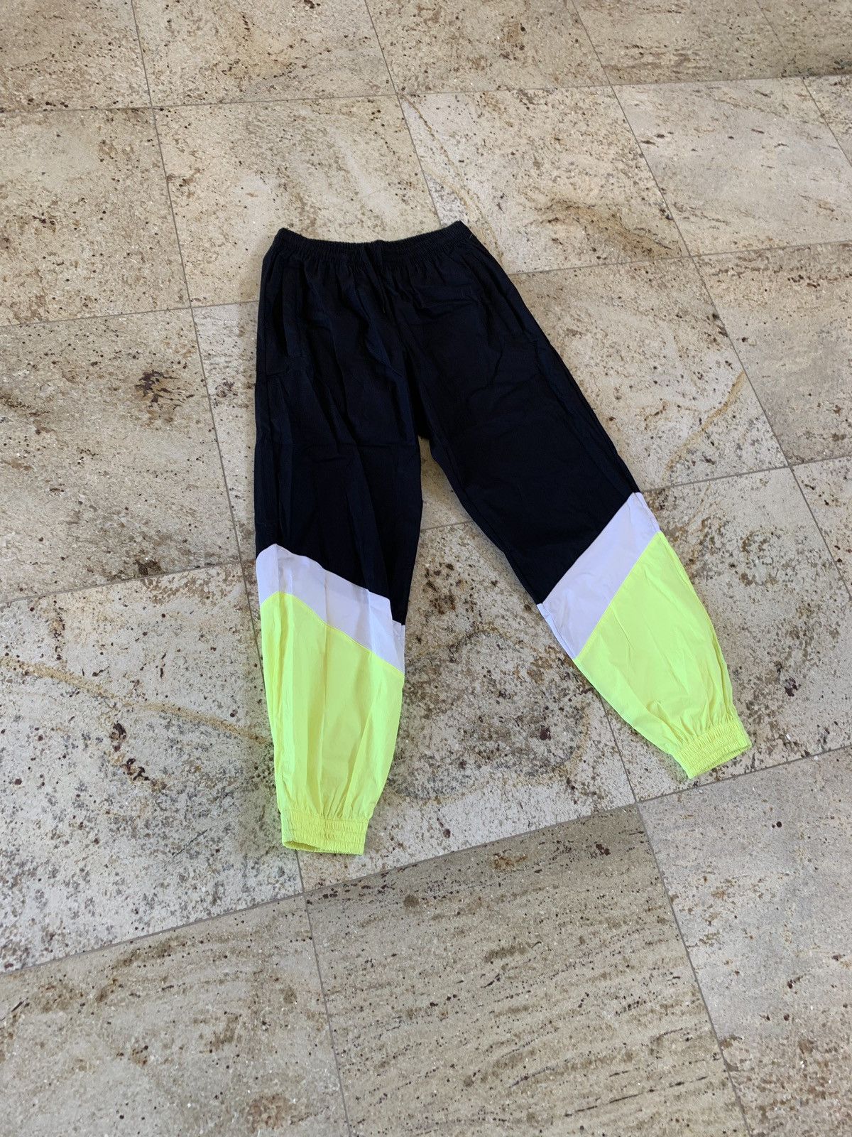 Vetements ETE19 Track Pants in Black & Highlighter Yellow Size US 30 / EU 46 - 3 Thumbnail