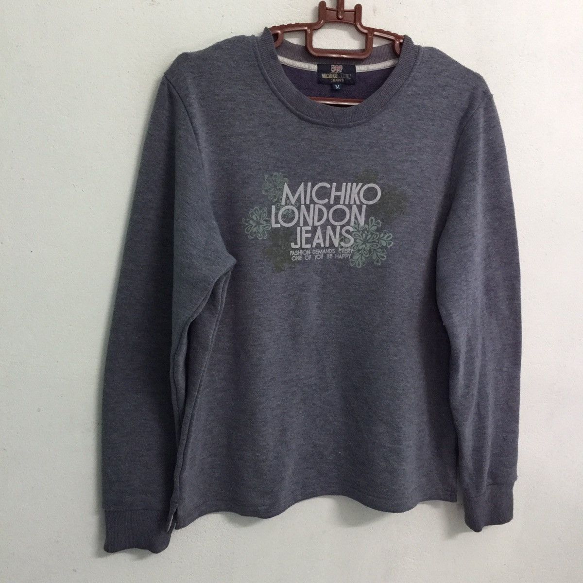 Japanese Brand MICHIKO LONDON JEANS Sweatshirt Spellout Big Logo Size US M / EU 48-50 / 2 - 3 Thumbnail
