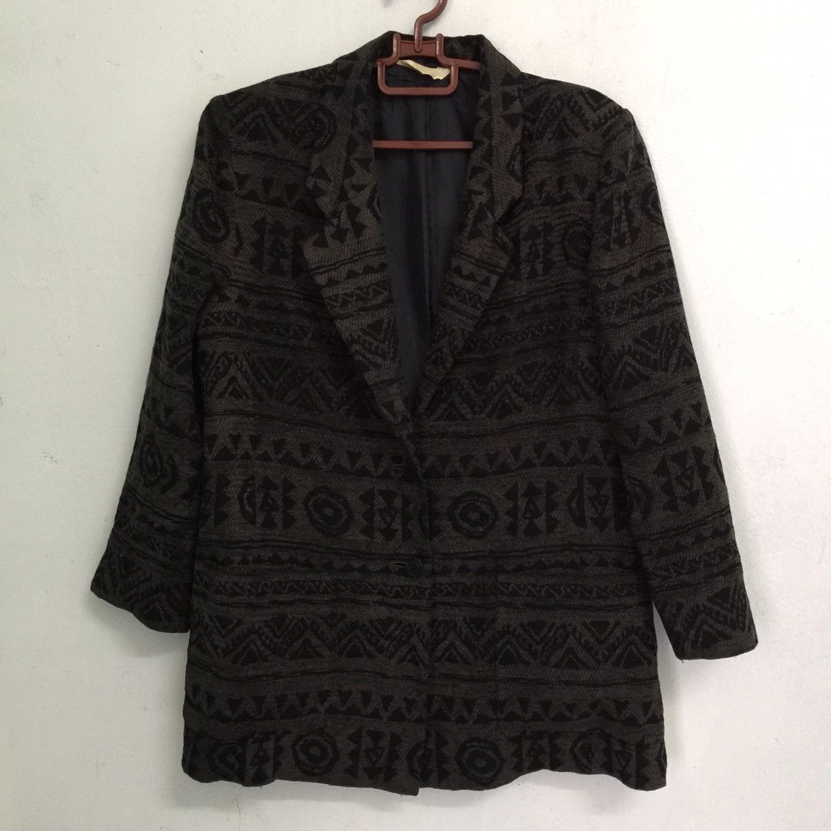 Japanese Brand Jacket blazer nice design material 40% wool made in Japan Size L / US 10 / IT 46 - 1 Thumbnail