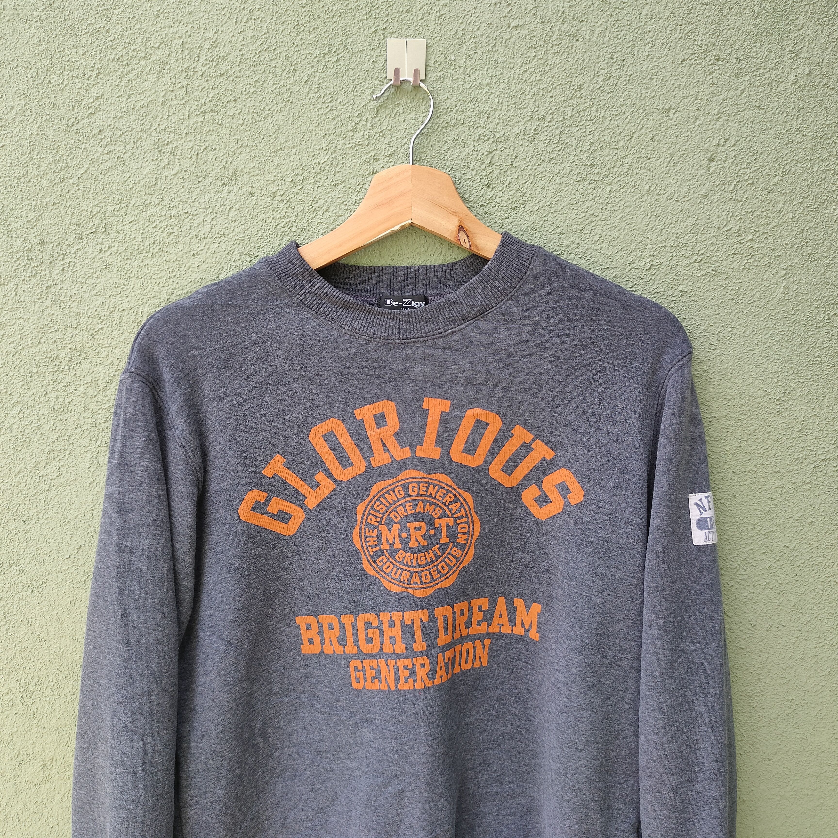 Japanese Brand Vintage Be-Zigy Glorius Bright Dream Generation Sweatshirt Size US S / EU 44-46 / 1 - 3 Thumbnail