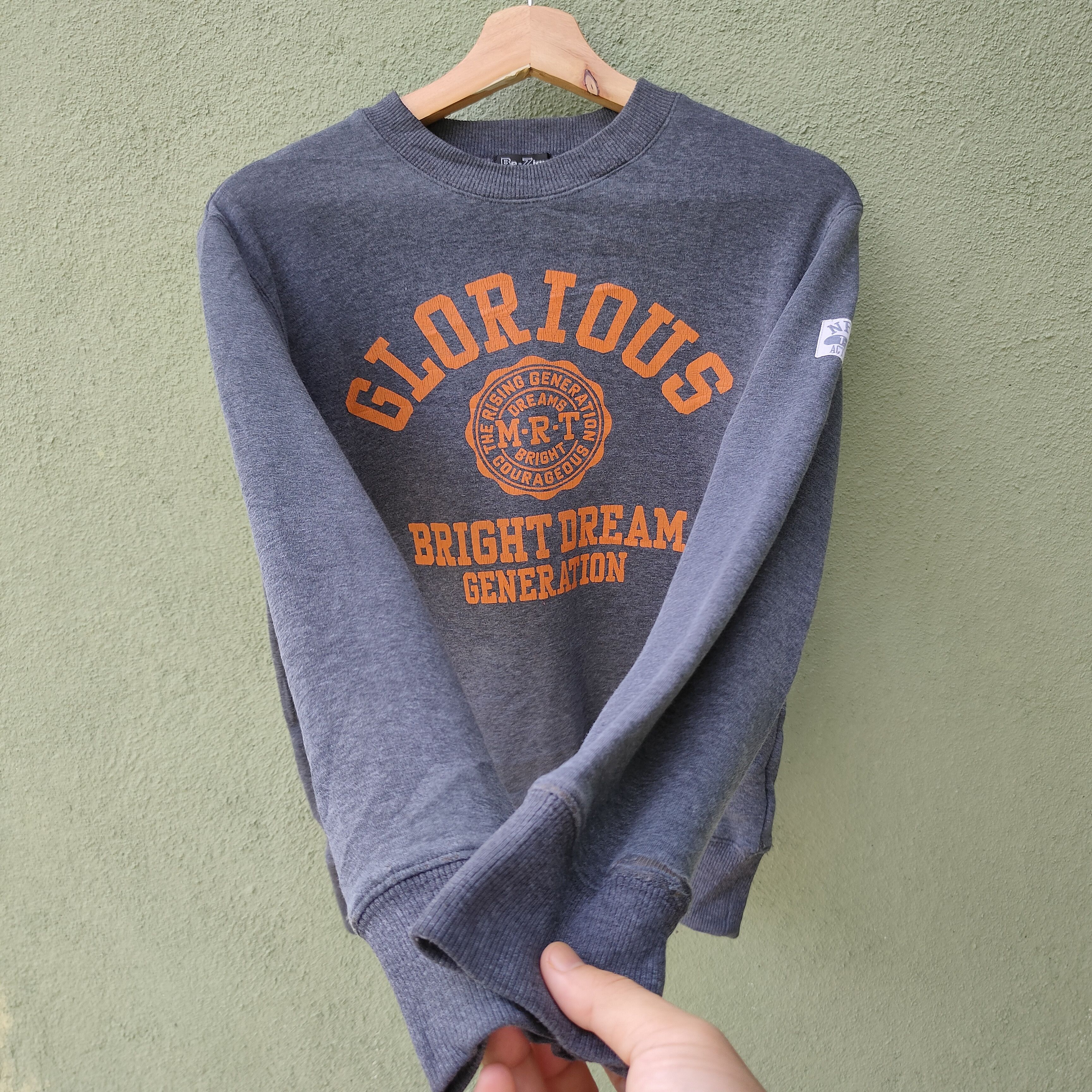 Japanese Brand Vintage Be-Zigy Glorius Bright Dream Generation Sweatshirt Size US S / EU 44-46 / 1 - 7 Thumbnail
