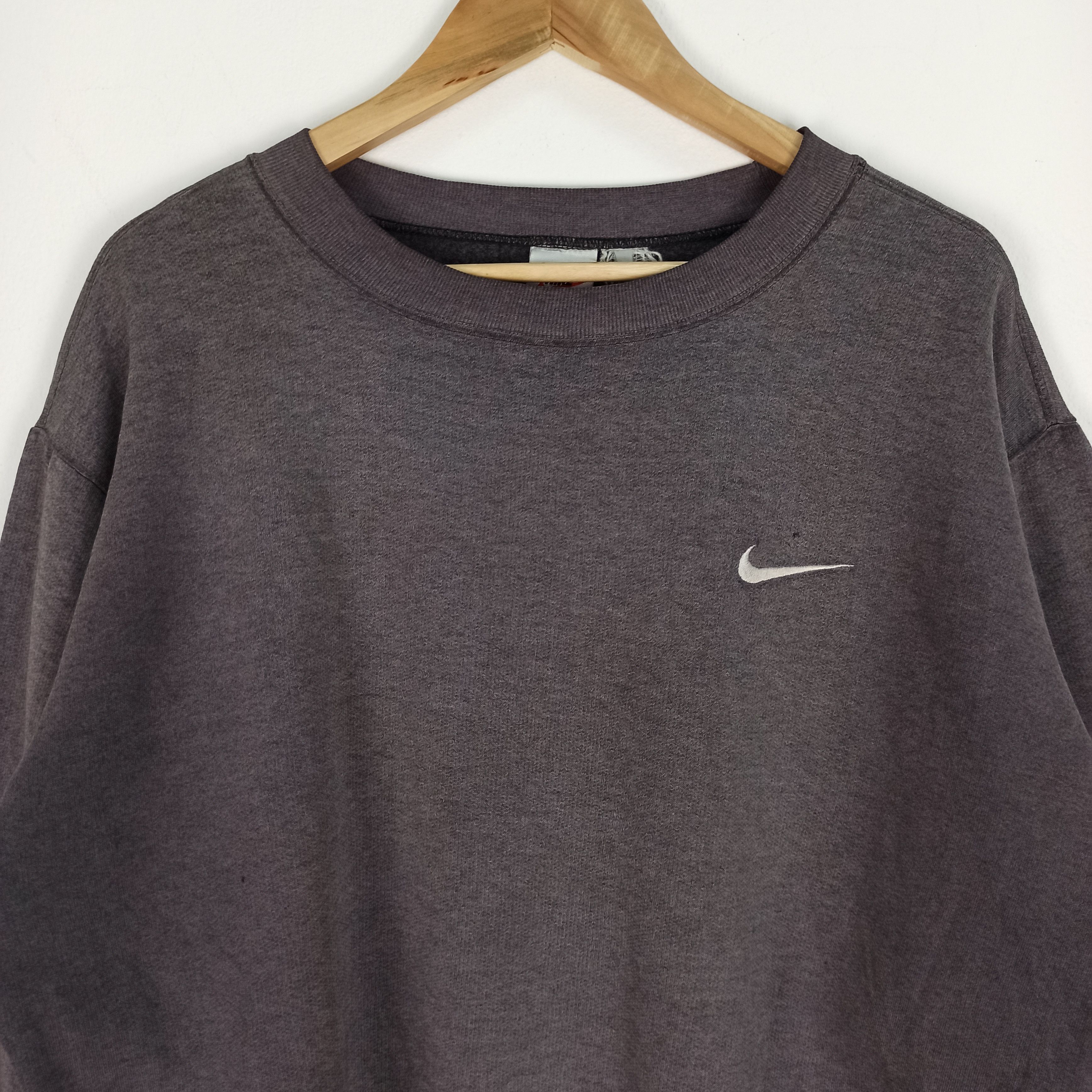 Nike Vintage 90's Nike Silver Tag Small Logo Faded Colour Size US L / EU 52-54 / 3 - 2 Thumbnail