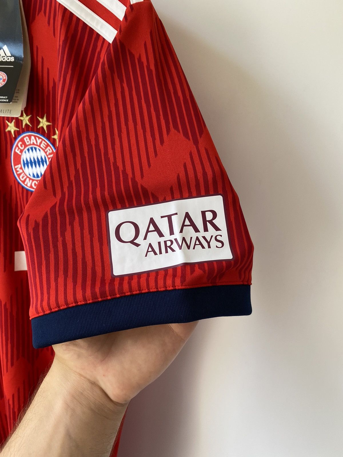 Adidas New❗️Boateng Adidas FC Bayern Munchen 2018 Home Jersey Size US L / EU 52-54 / 3 - 9 Thumbnail