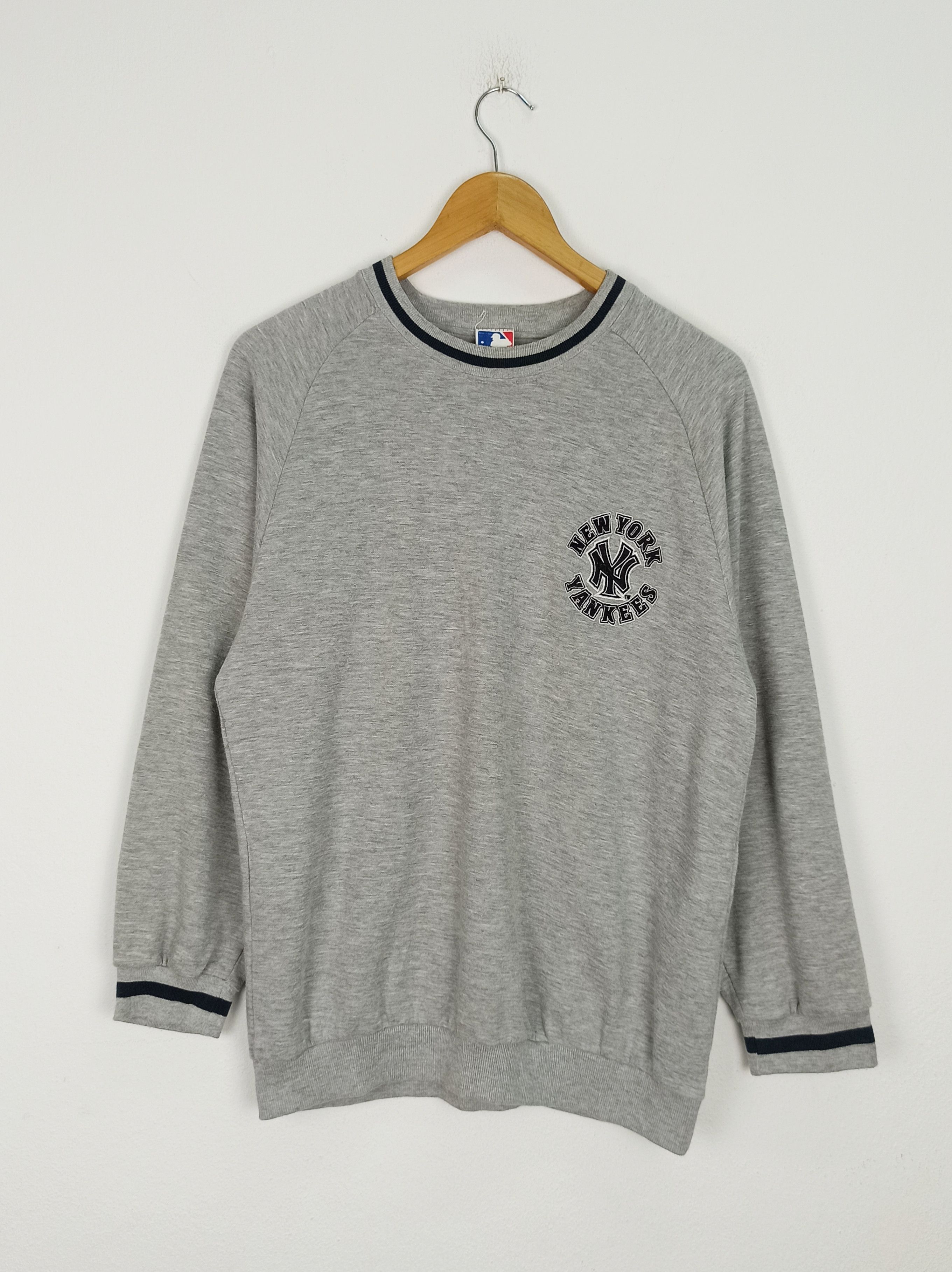 MLB Rare New York Yankees MLB Sweatshirts Crewneck Size US L / EU 52-54 / 3 - 1 Thumbnail