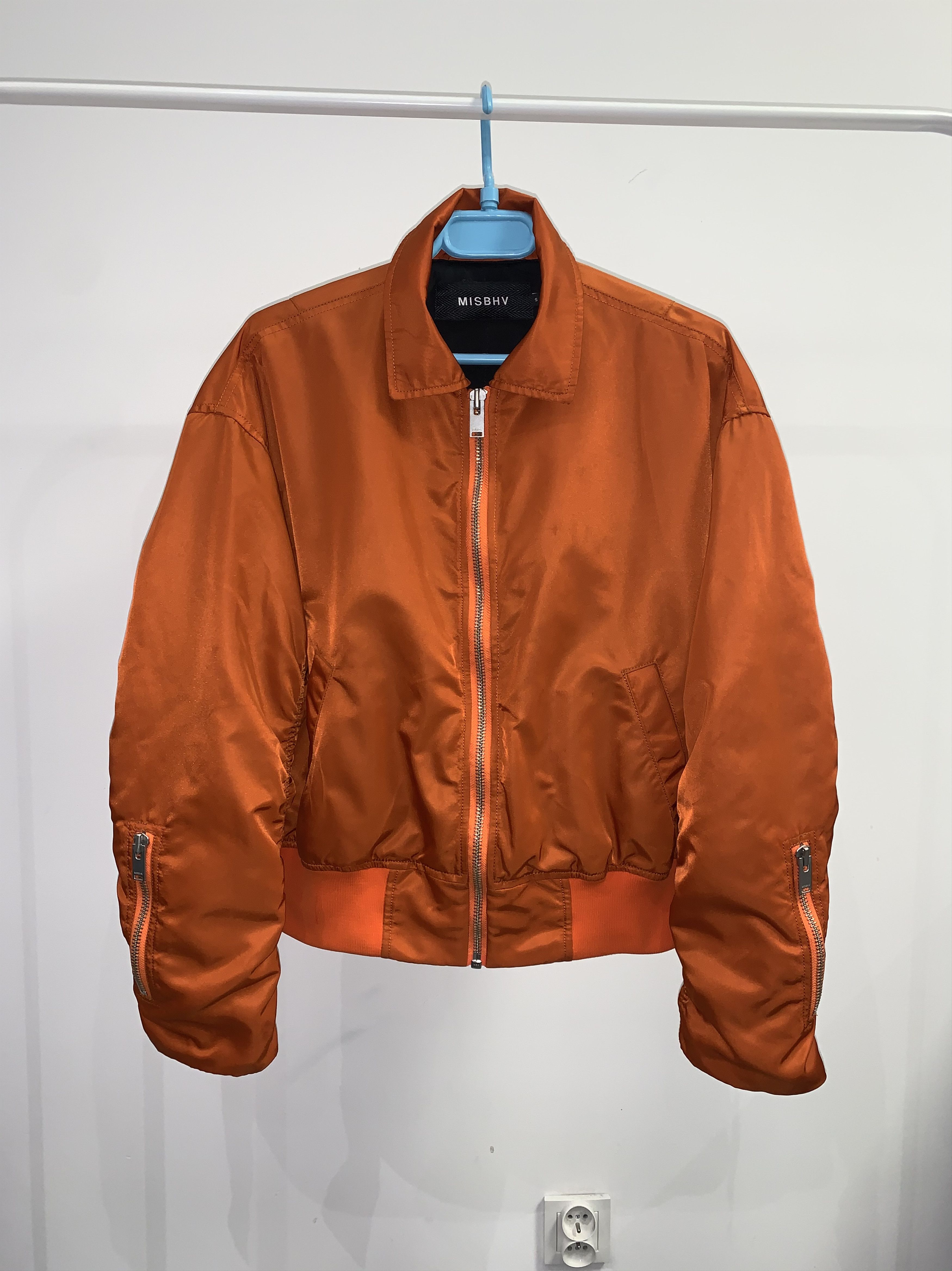 Misbhv AW18 MISBHV Big Logo Orange Bomber Jacket Size US S / EU 44-46 / 1 - 6 Thumbnail