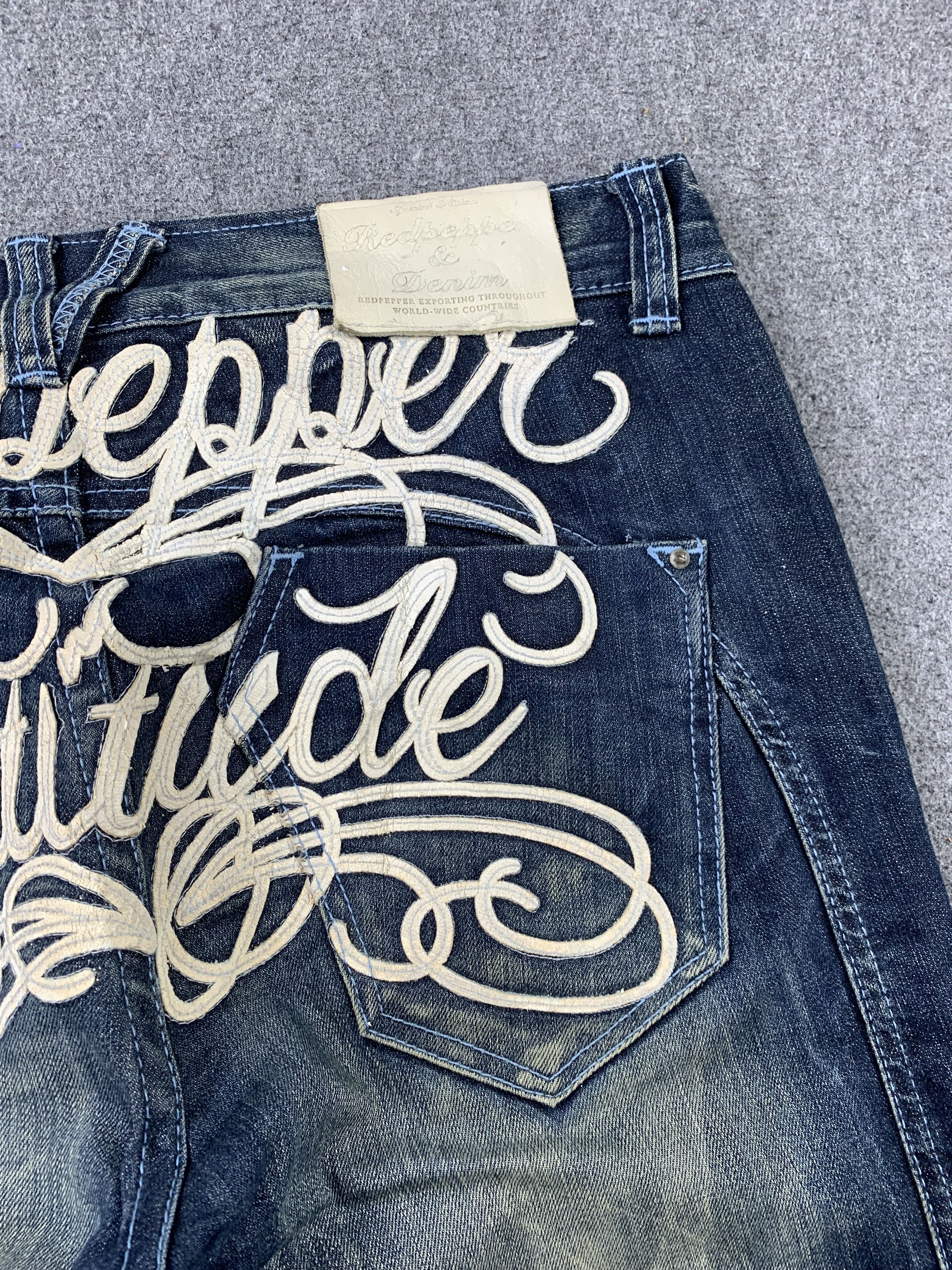 Vintage Vintage Red Pepper Spellout Faded Blue Jeans Size US 36 / EU 52 - 20 Thumbnail