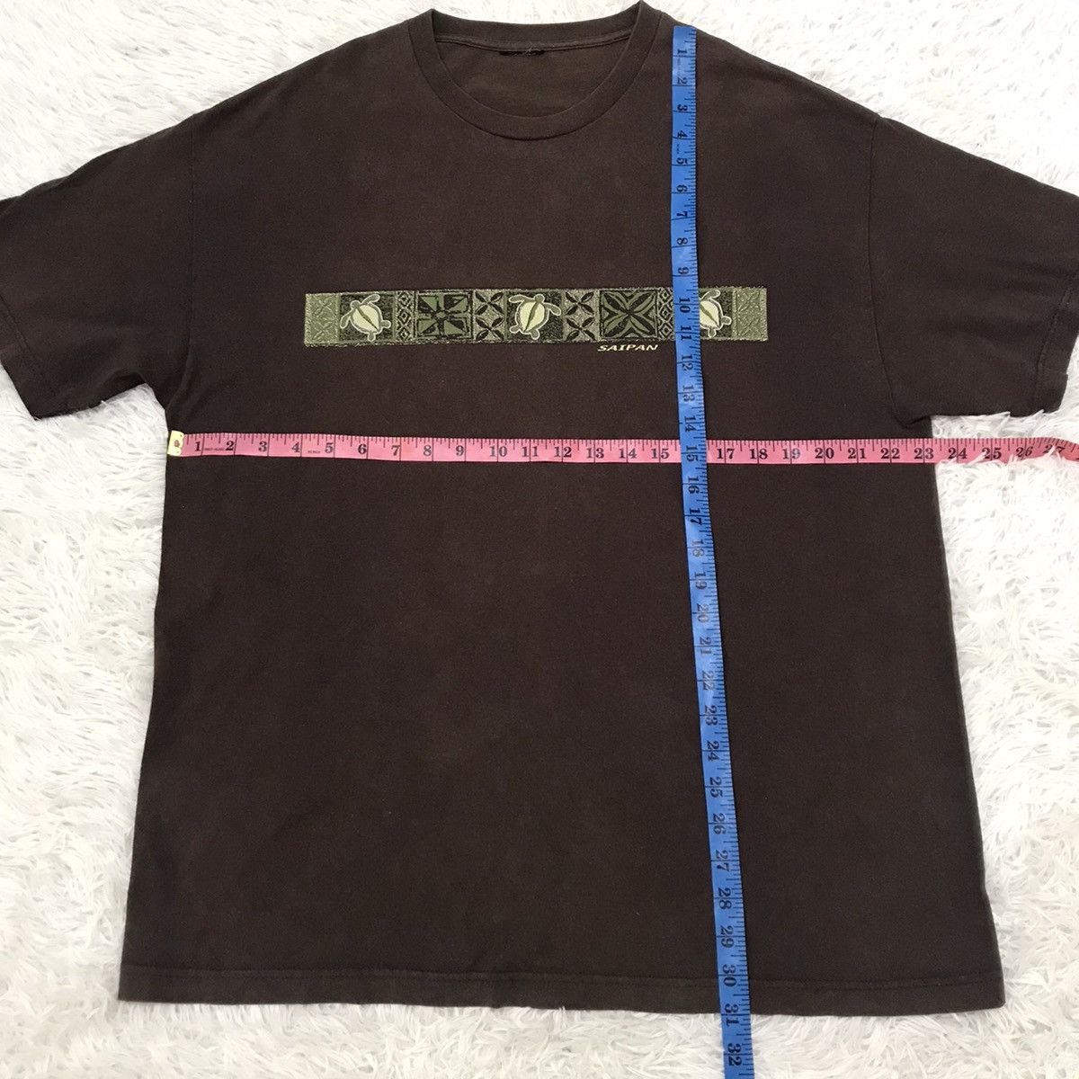 Vintage Hawaiian design saipan tshirt Size US L / EU 52-54 / 3 - 6 Thumbnail