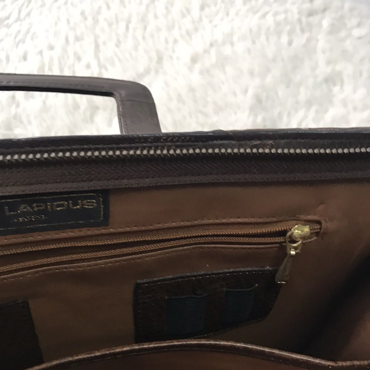 Leather × TED LAPIDUS 🔥 Rare 🔥 Ted lapidus paris leather handcarry handbag Size ONE SIZE - 17 Thumbnail