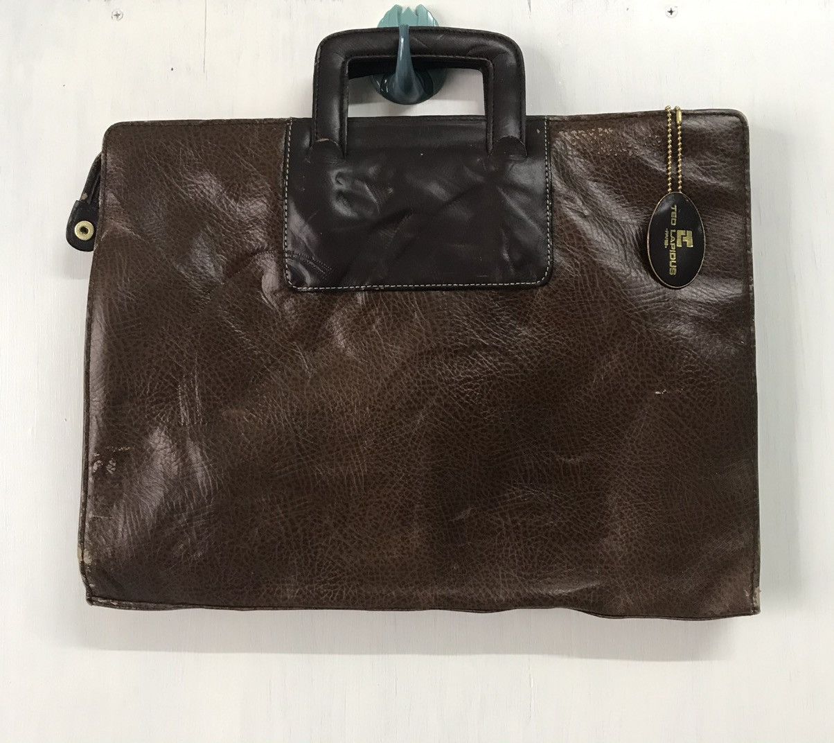 Leather × TED LAPIDUS 🔥 Rare 🔥 Ted lapidus paris leather handcarry handbag Size ONE SIZE - 3 Thumbnail