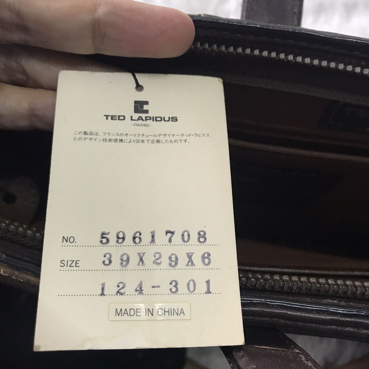 Leather × TED LAPIDUS 🔥 Rare 🔥 Ted lapidus paris leather handcarry handbag Size ONE SIZE - 19 Thumbnail