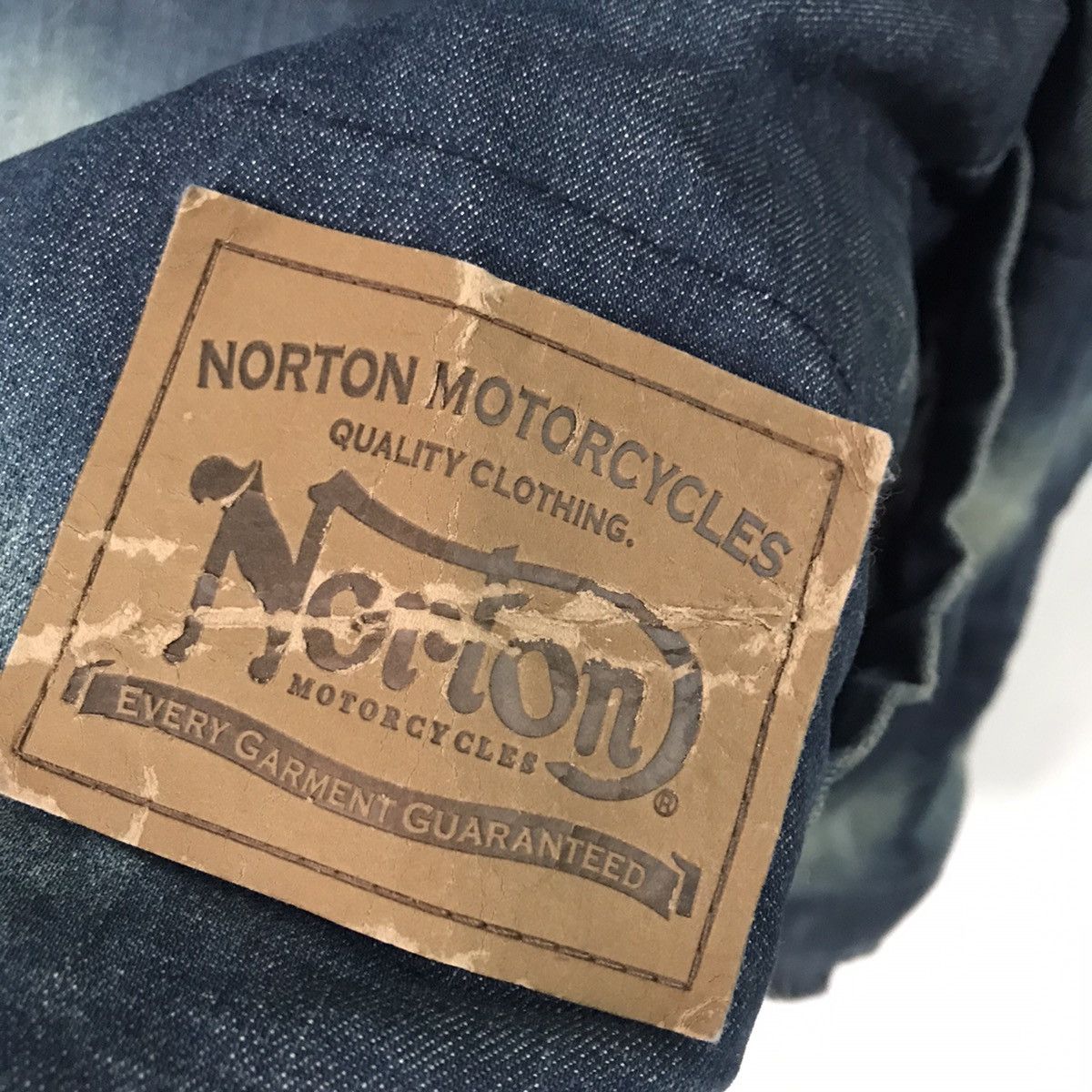 Norton 🔥 STEALS 🔥 Rare vintage norton racing jacket Size US L / EU 52-54 / 3 - 14 Thumbnail