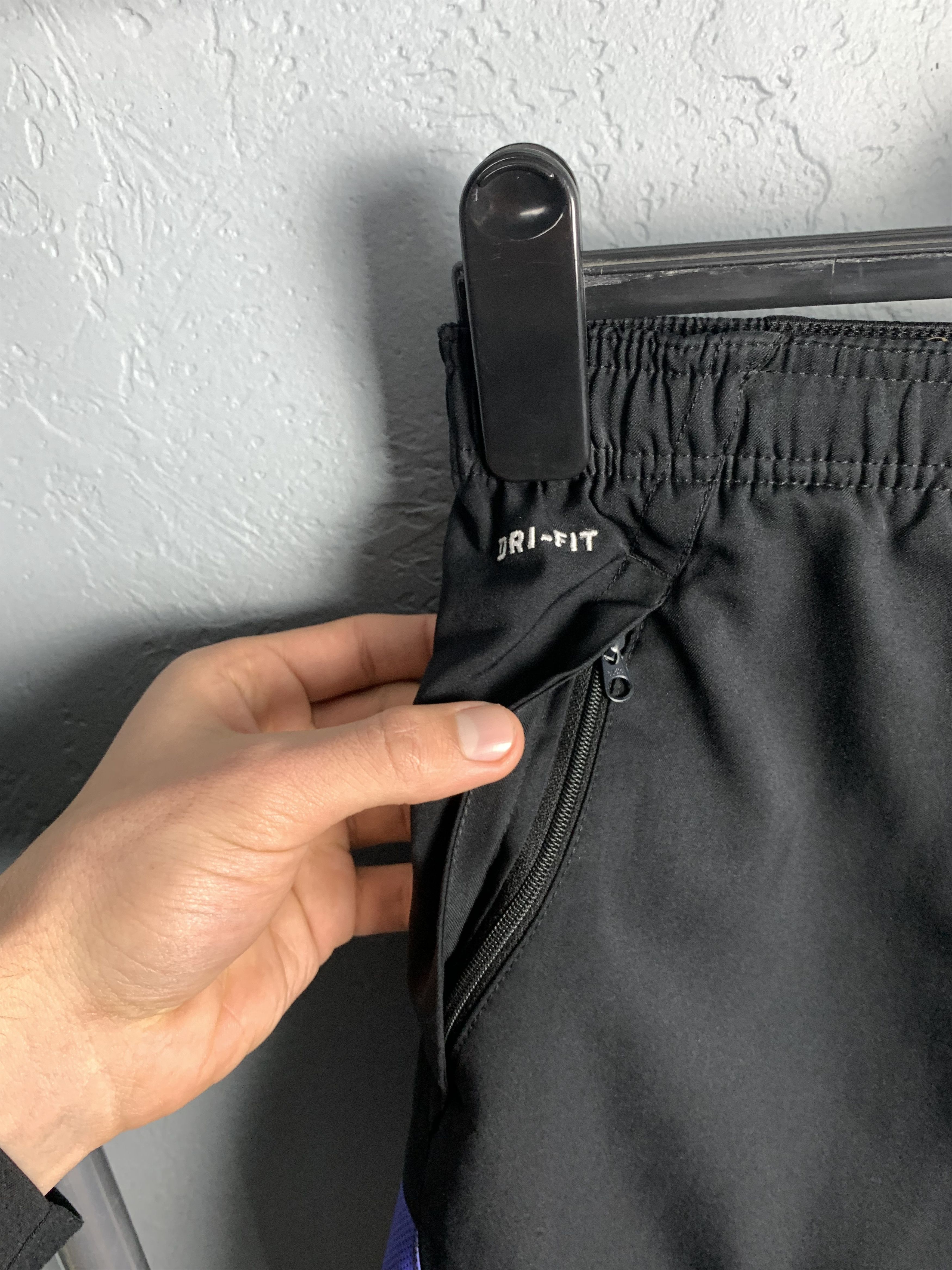 Nike × Vintage Nike Vintage Mens Nylon Shorts Y2K Swoosh Size US 30 / EU 46 - 4 Thumbnail