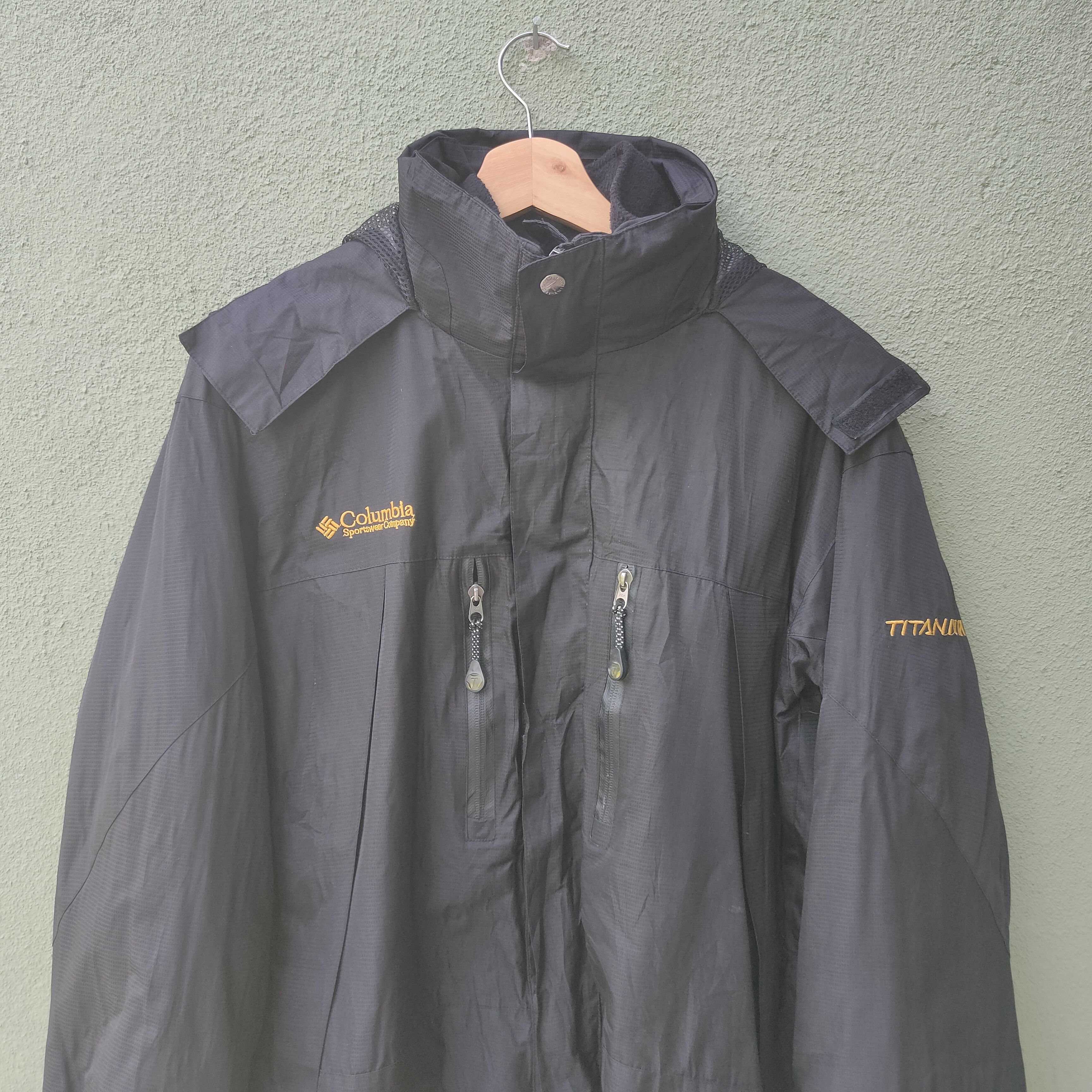 Columbia Vintage Columbia Titanium Zipper Ups Hoodie Jacket Size US XXL / EU 58 / 5 - 6 Thumbnail