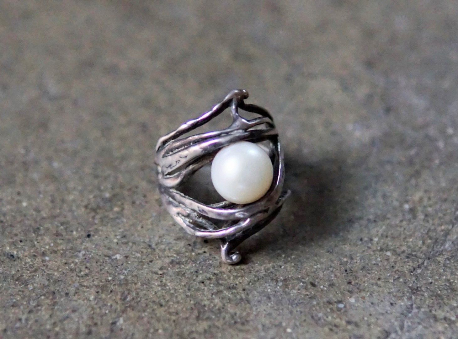 Sterling Silver Ring Pearl Size Modern Avant Garde