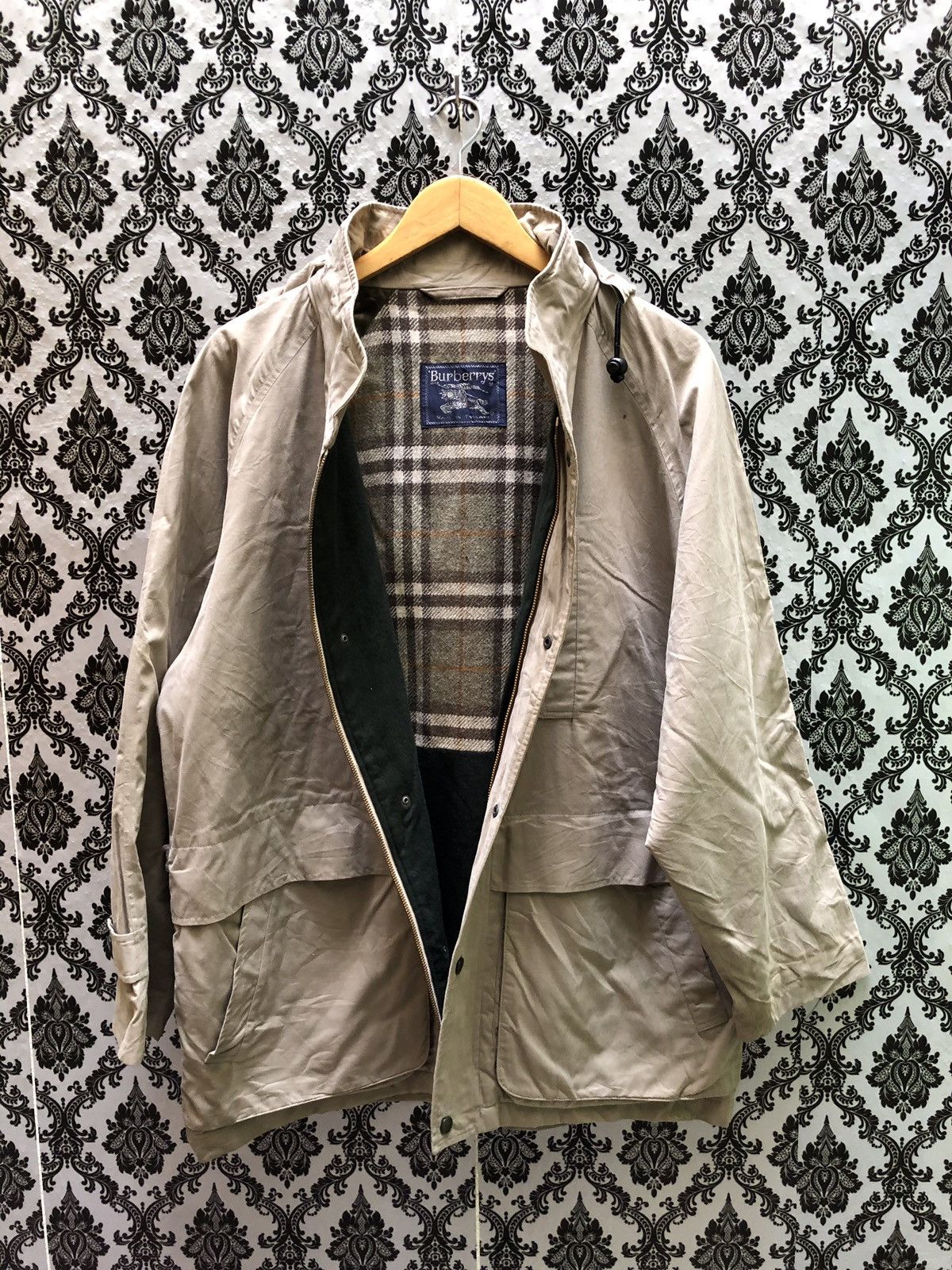 Burberry BURBERRY SAFARI MOUTAIN JACKET MADE IN ENGLAND Size US L / EU 52-54 / 3 - 9 Thumbnail