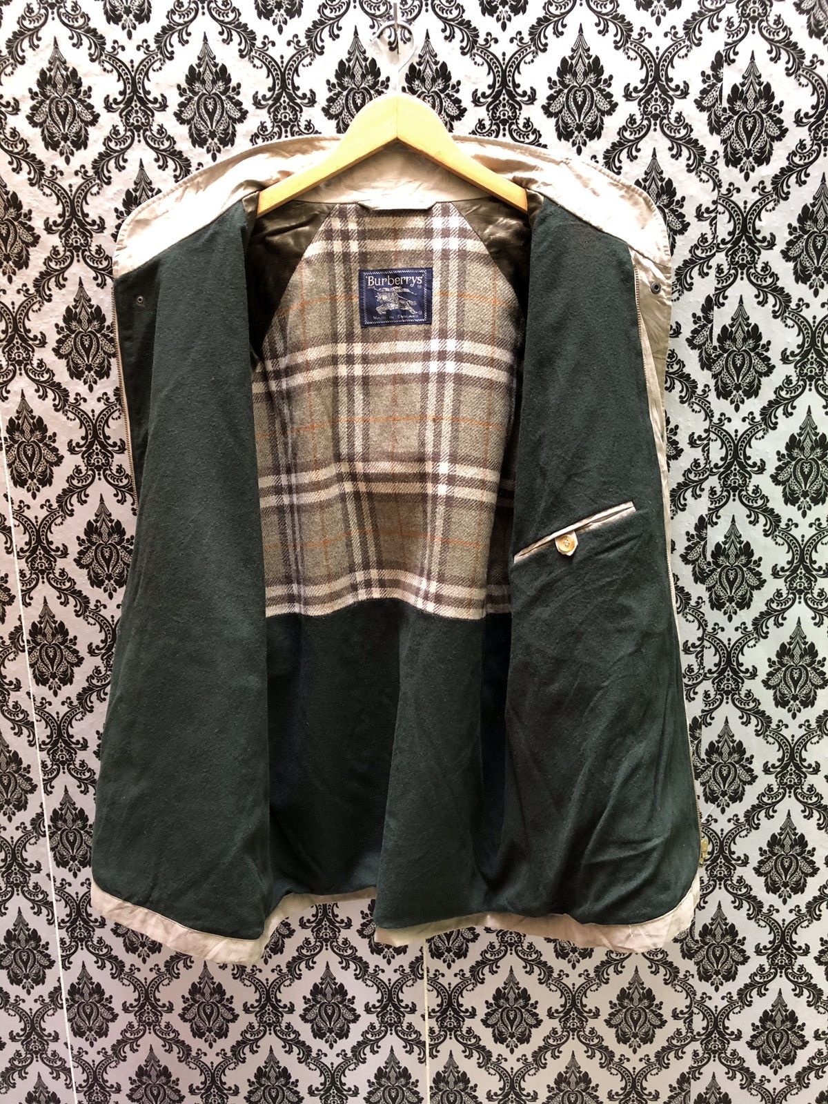 Burberry BURBERRY SAFARI MOUTAIN JACKET MADE IN ENGLAND Size US L / EU 52-54 / 3 - 11 Thumbnail