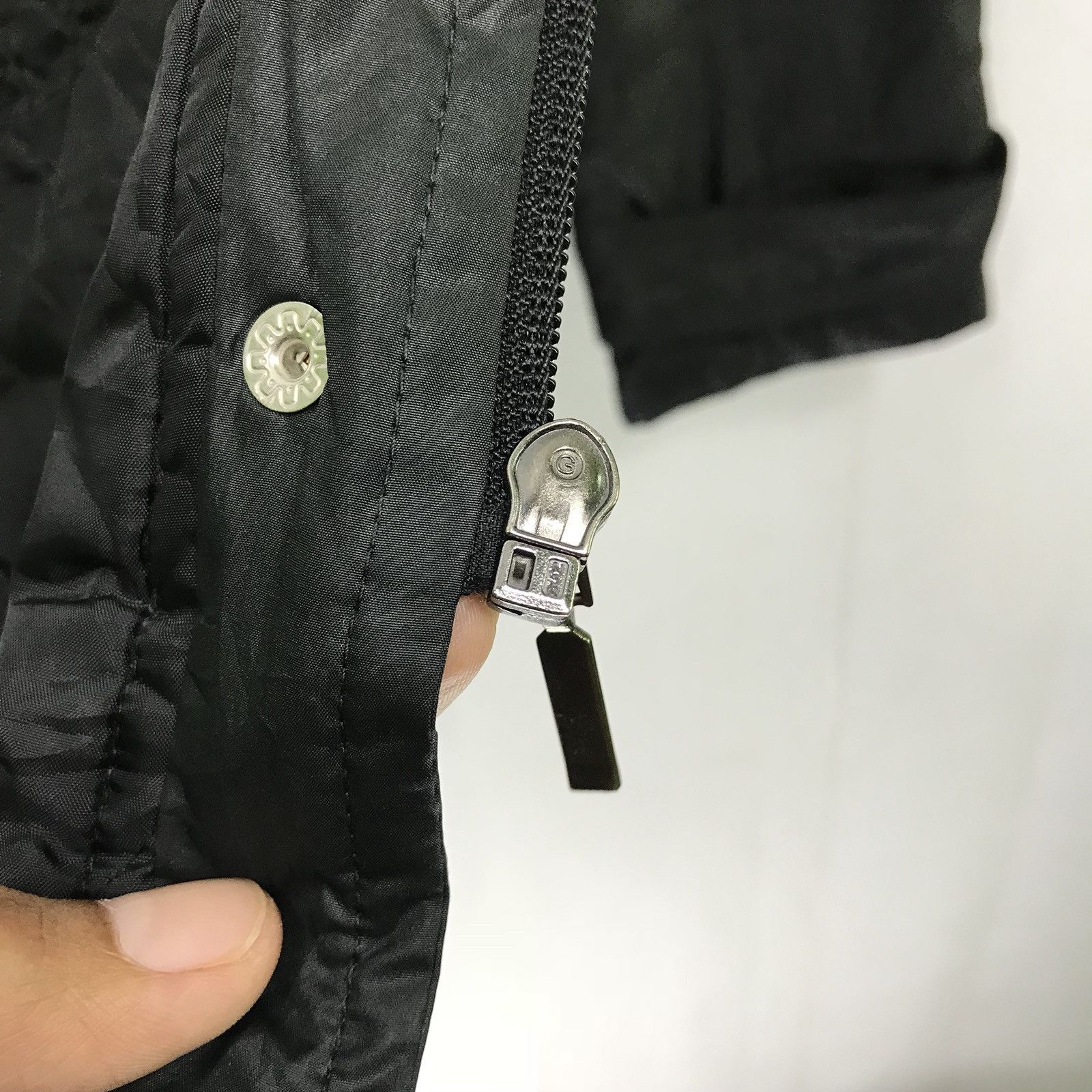 MCM 🔥FINAL DROP🔥NEED TO GONE TODAY💢 Mcm Long Light Jacket Size US M / EU 48-50 / 2 - 9 Thumbnail