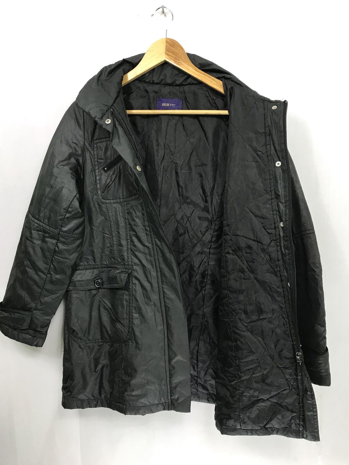MCM 🔥FINAL DROP🔥NEED TO GONE TODAY💢 Mcm Long Light Jacket Size US M / EU 48-50 / 2 - 7 Thumbnail