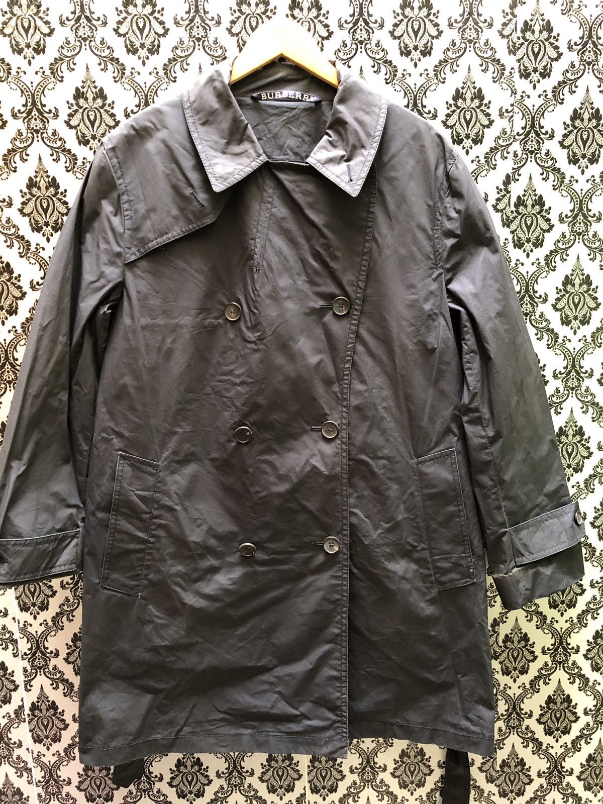 Burberry Burberry london raincoats made in england Size US M / EU 48-50 / 2 - 7 Thumbnail