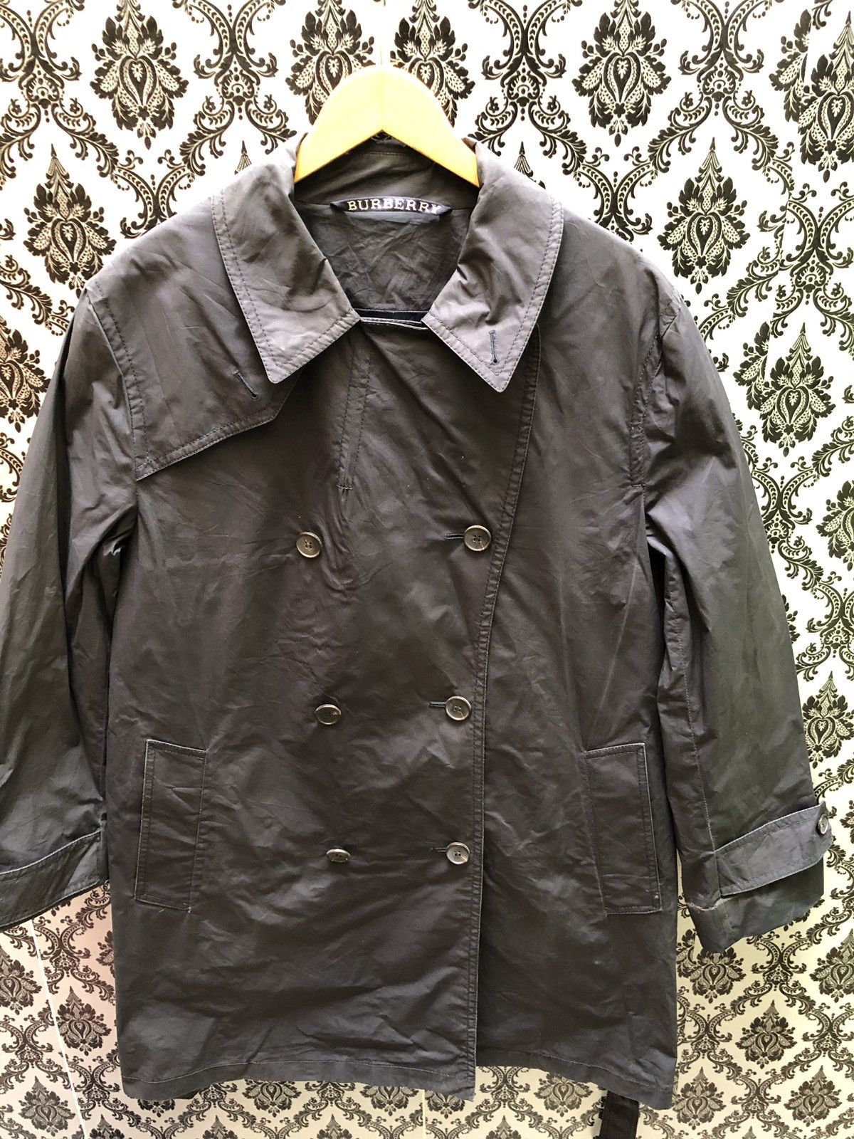 Burberry Burberry london raincoats made in england Size US M / EU 48-50 / 2 - 5 Thumbnail