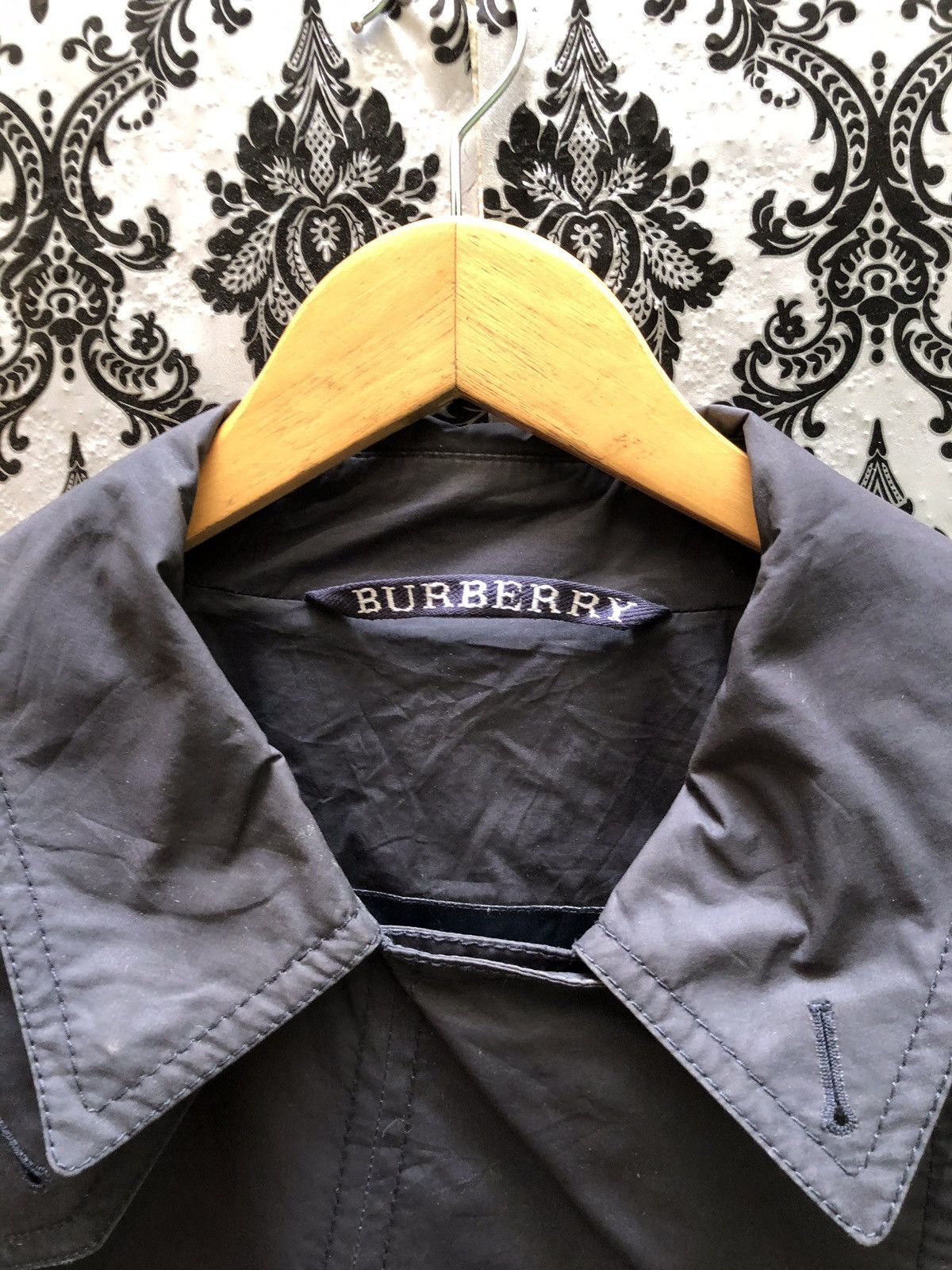 Burberry Burberry london raincoats made in england Size US M / EU 48-50 / 2 - 9 Thumbnail