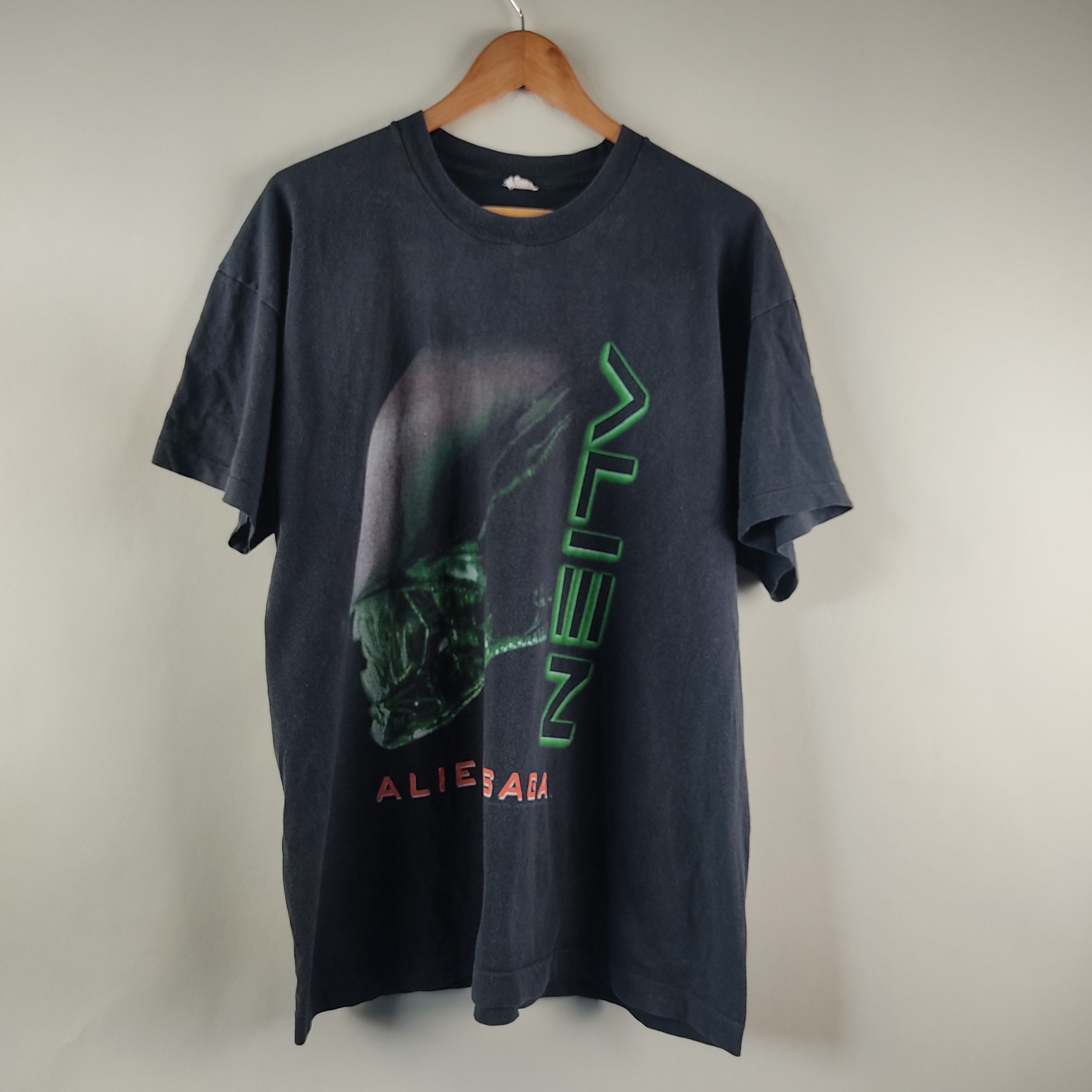 Anime × Vintage 1997 Alien Saga Promo Tee Alien vs Predator Size US XL / EU 56 / 4 - 8 Thumbnail