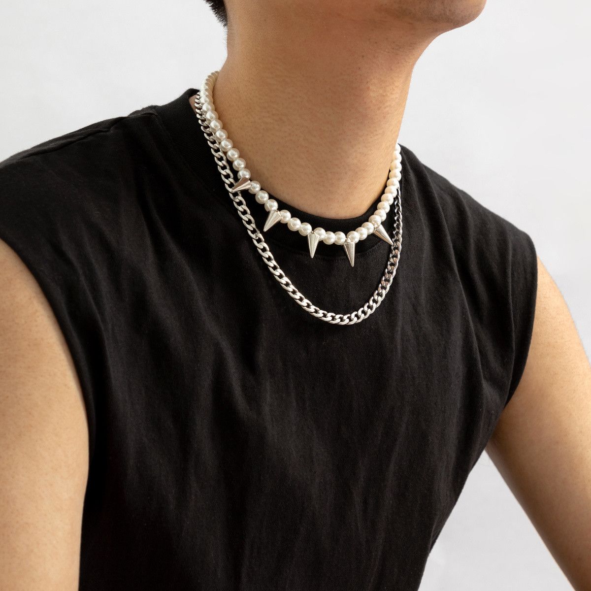Jewelry Pearl Beads Chain with Spikes Short Choker Necklace Size ONE SIZE - 1 Thumbnail