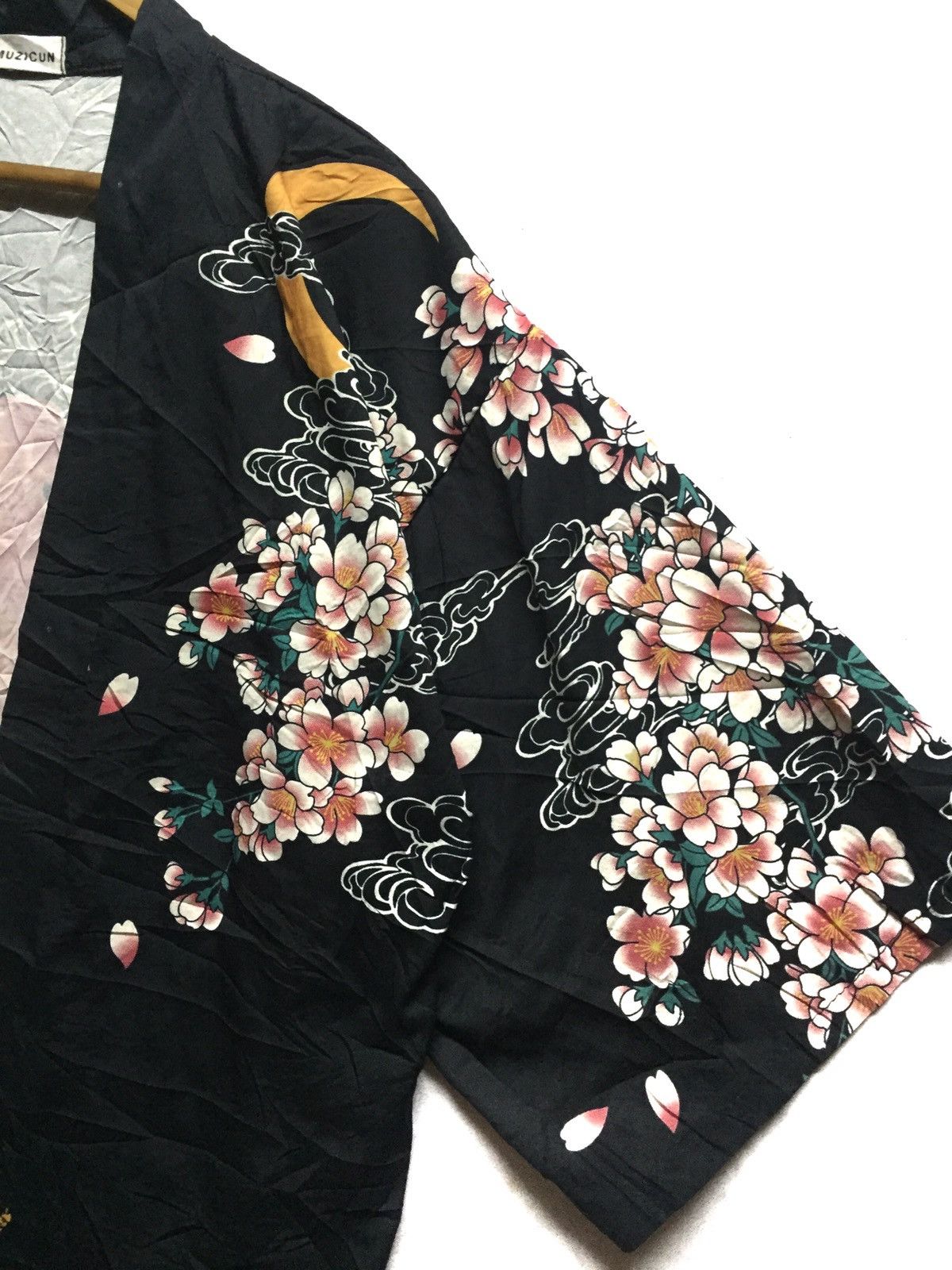 Japanese Brand Japan Big Koi Fish Cardigan Kimono #2 Size US M / EU 48-50 / 2 - 7 Thumbnail