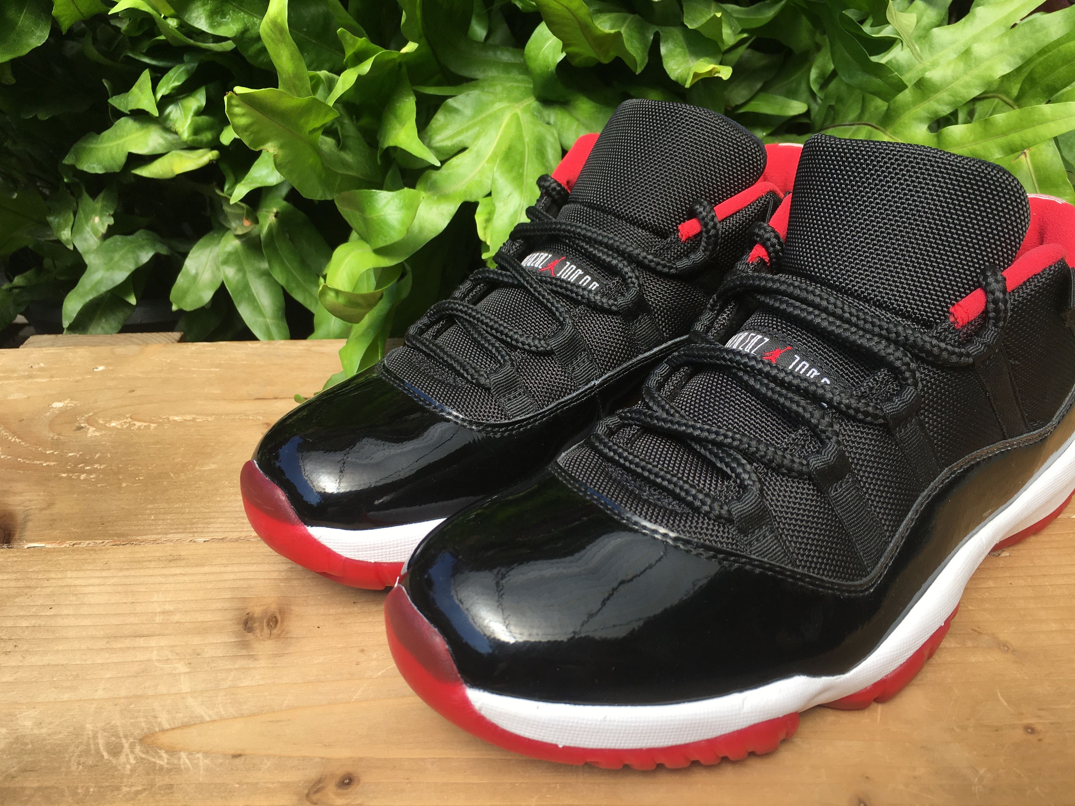 Jordan Brand × Nike 🔥 Nike Air Jordan 11 Retro Low Bred 2015 Size US 10.5 / EU 43-44 - 7 Thumbnail