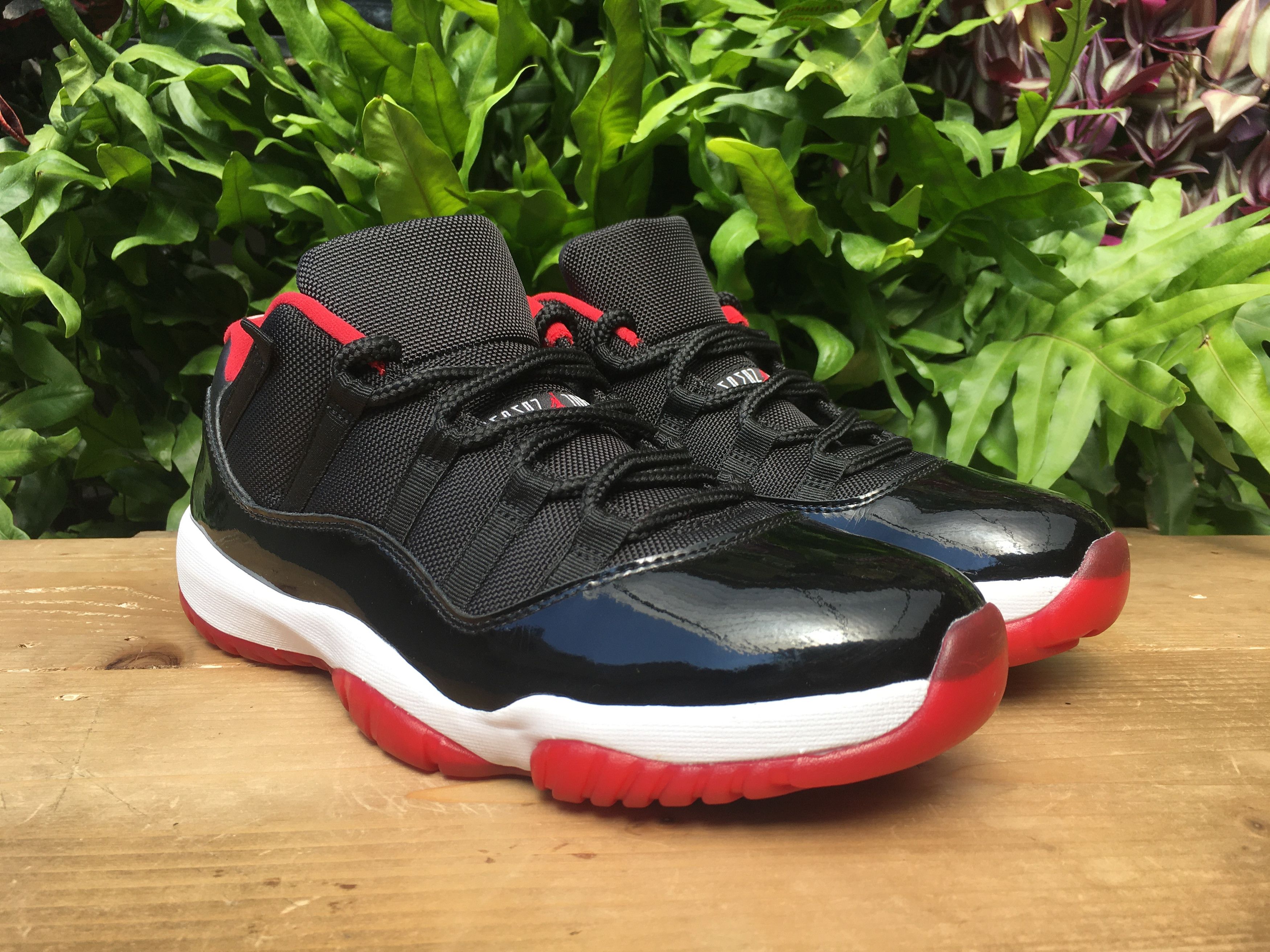 Jordan Brand × Nike 🔥 Nike Air Jordan 11 Retro Low Bred 2015 Size US 10.5 / EU 43-44 - 6 Thumbnail