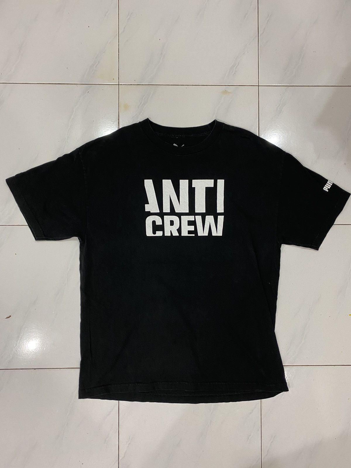 Puma × Rihanna Rihanna Riri ANTI CREW World Tour Crew Tshirt Size US XL / EU 56 / 4 - 1 Thumbnail