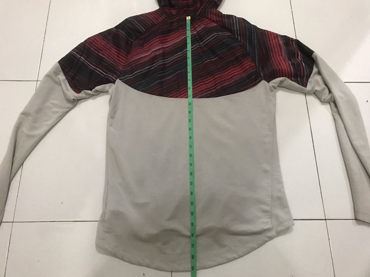 Nike Nike Windrunner Size US L / EU 52-54 / 3 - 6 Thumbnail