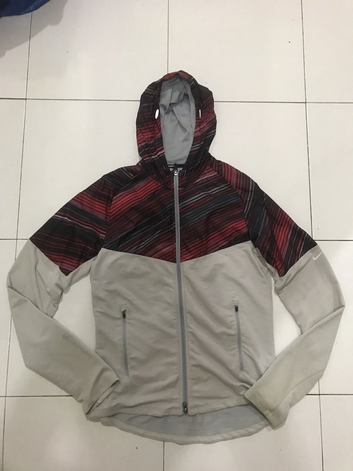 Nike Nike Windrunner Size US L / EU 52-54 / 3 - 1 Thumbnail