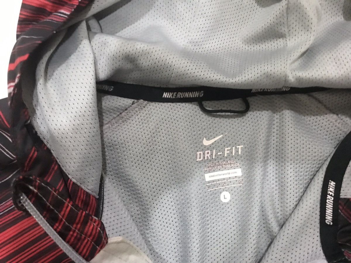 Nike Nike Windrunner Size US L / EU 52-54 / 3 - 4 Thumbnail