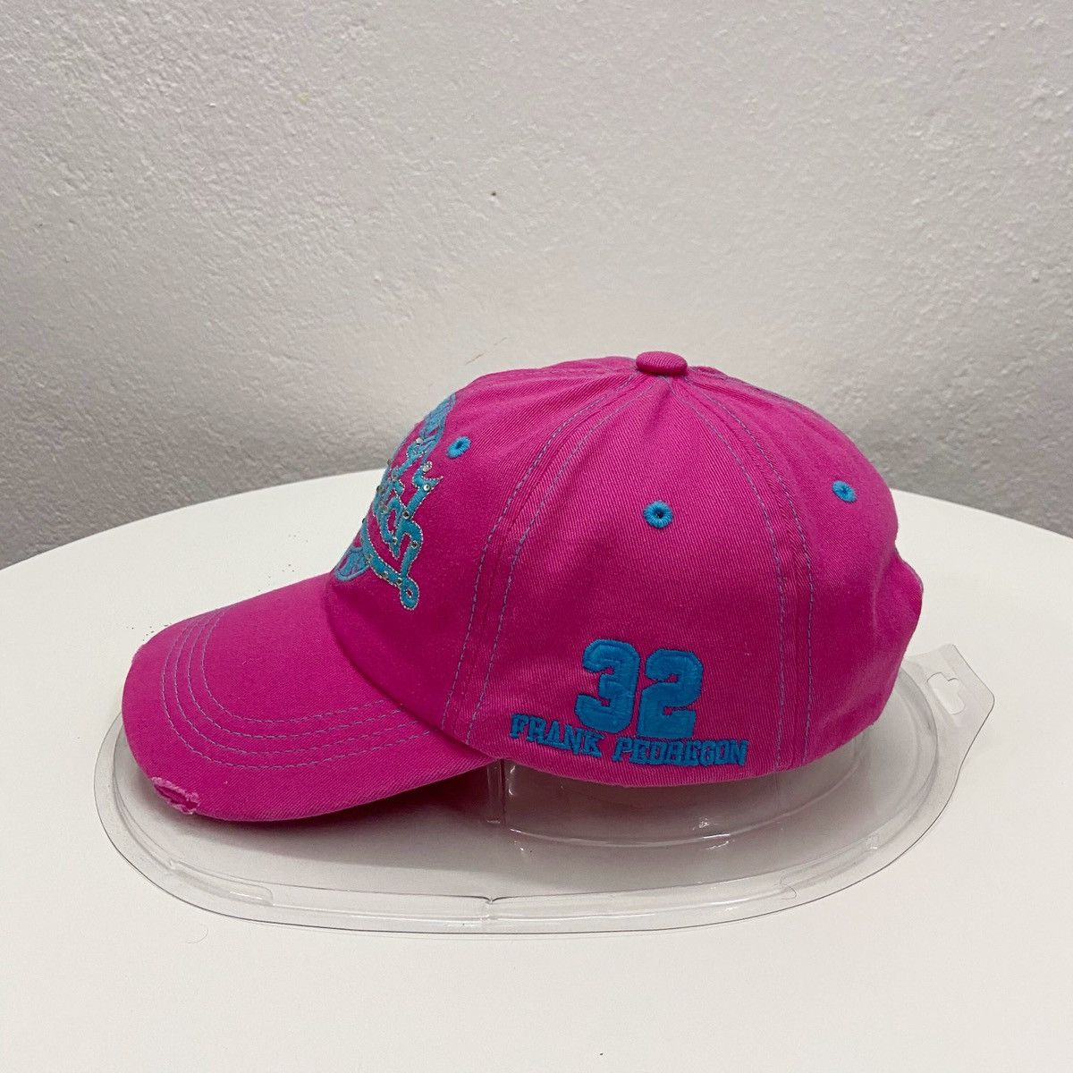 Von Dutch Von Dutch Distressed Design Strapback Cap Hat One Size Size ONE SIZE - 3 Thumbnail