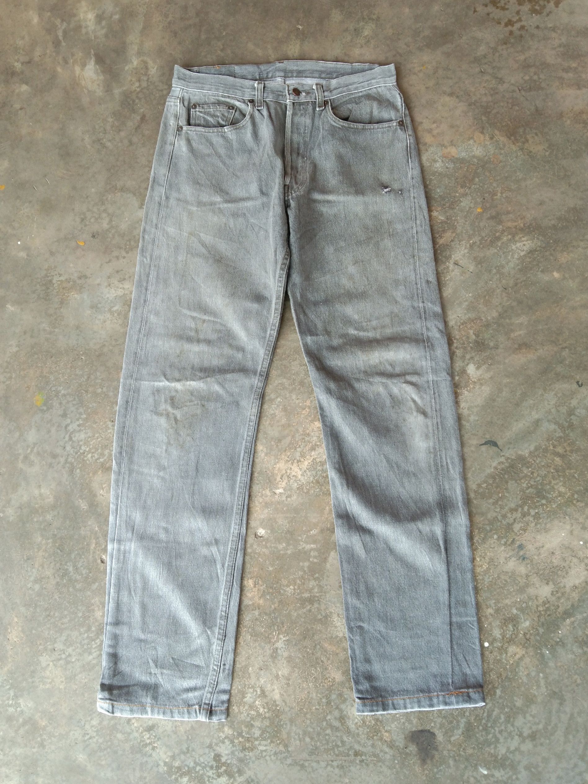 Levi's × Vintage 80s Vintage Levis 501 Grey Jeans Made In USA 30x31 Size US 30 / EU 46 - 1 Thumbnail