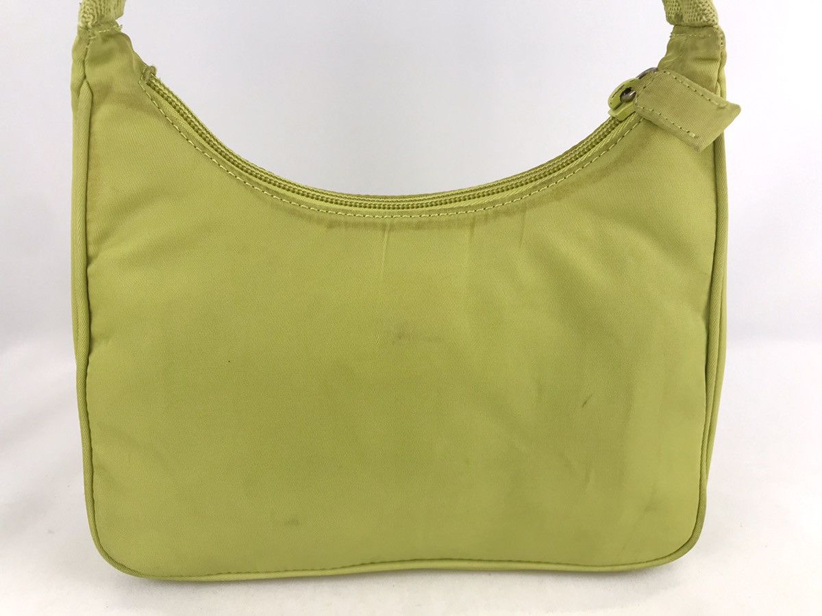 Prada 🔥Hot item🔥Auth Vintage Prada Nylon Hobo Rare Colour Size ONE SIZE - 9 Thumbnail