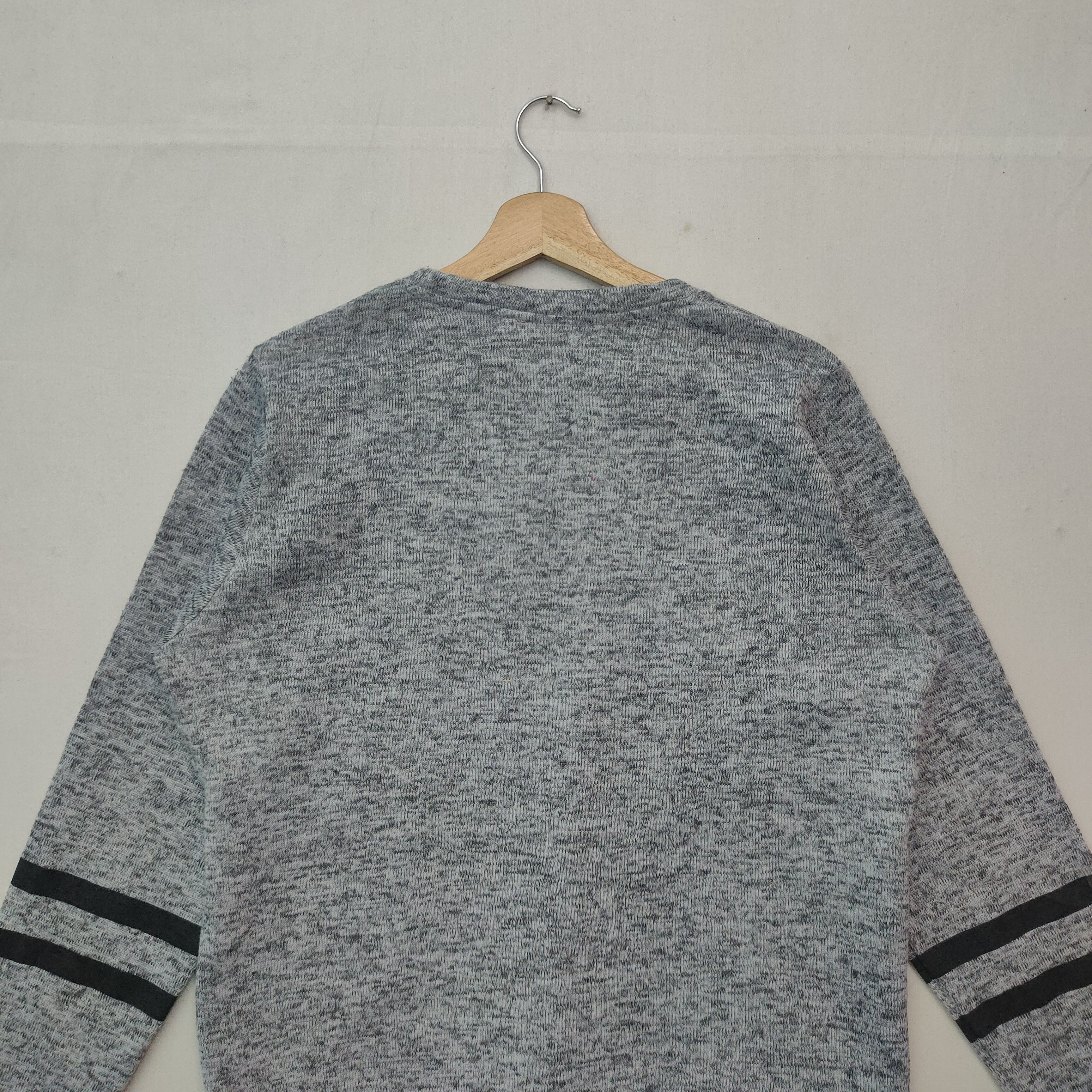 Cartoon Network × Disney × Mickey Mouse Vintage DISNEY Embroidery MICKEY logo Sweatshirt Size US M / EU 48-50 / 2 - 10 Thumbnail