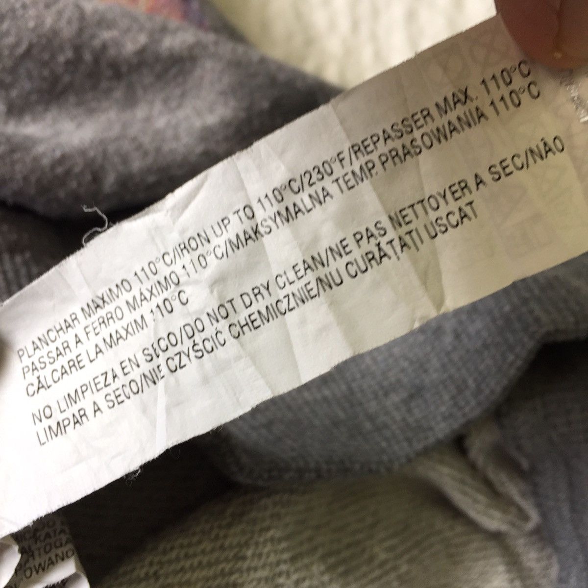 Pull & Bear Livin for the city sweatshirt made in Portugal Size US L / EU 52-54 / 3 - 14 Thumbnail