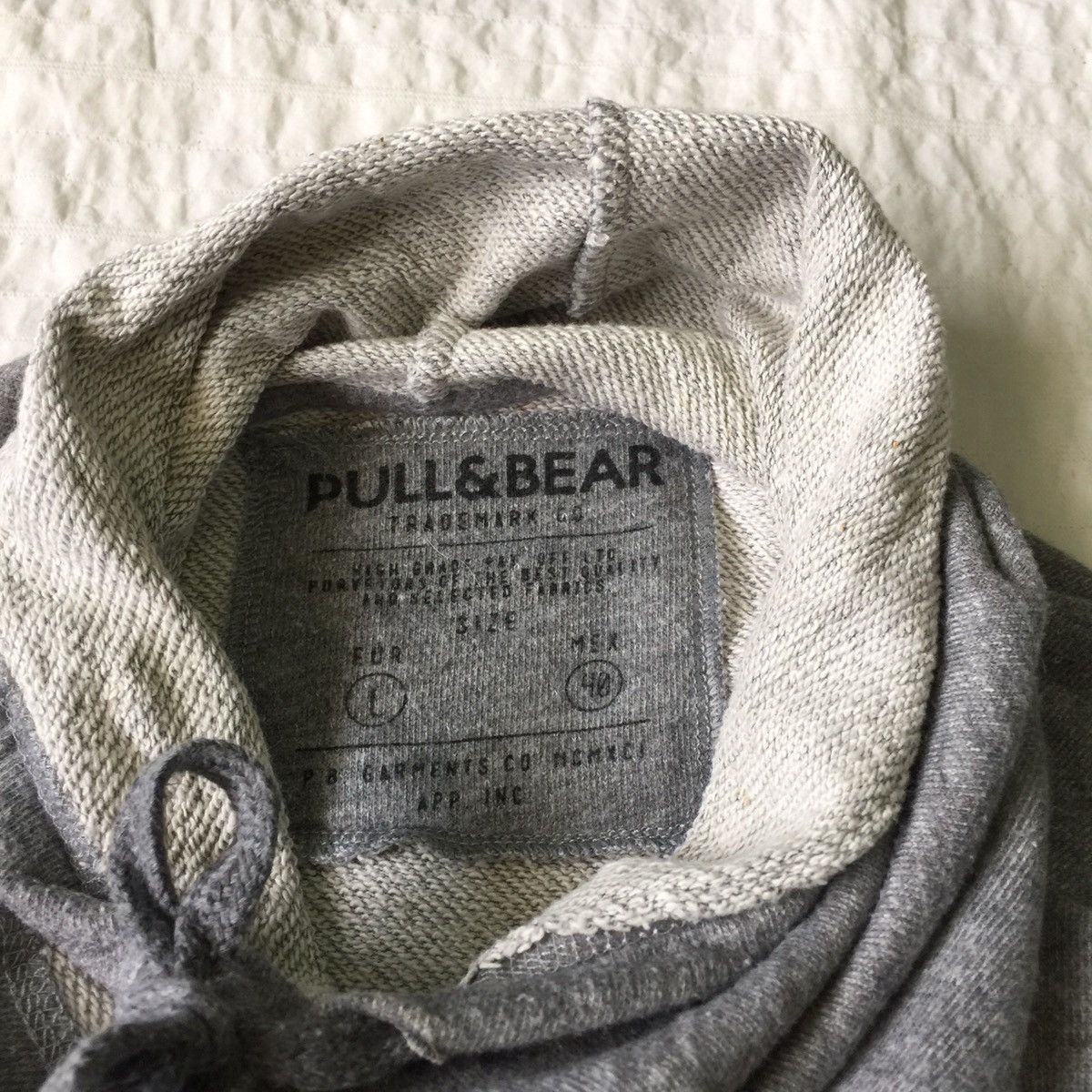 Pull & Bear Livin for the city sweatshirt made in Portugal Size US L / EU 52-54 / 3 - 9 Thumbnail