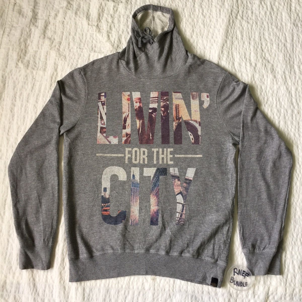Pull & Bear Livin for the city sweatshirt made in Portugal Size US L / EU 52-54 / 3 - 15 Thumbnail