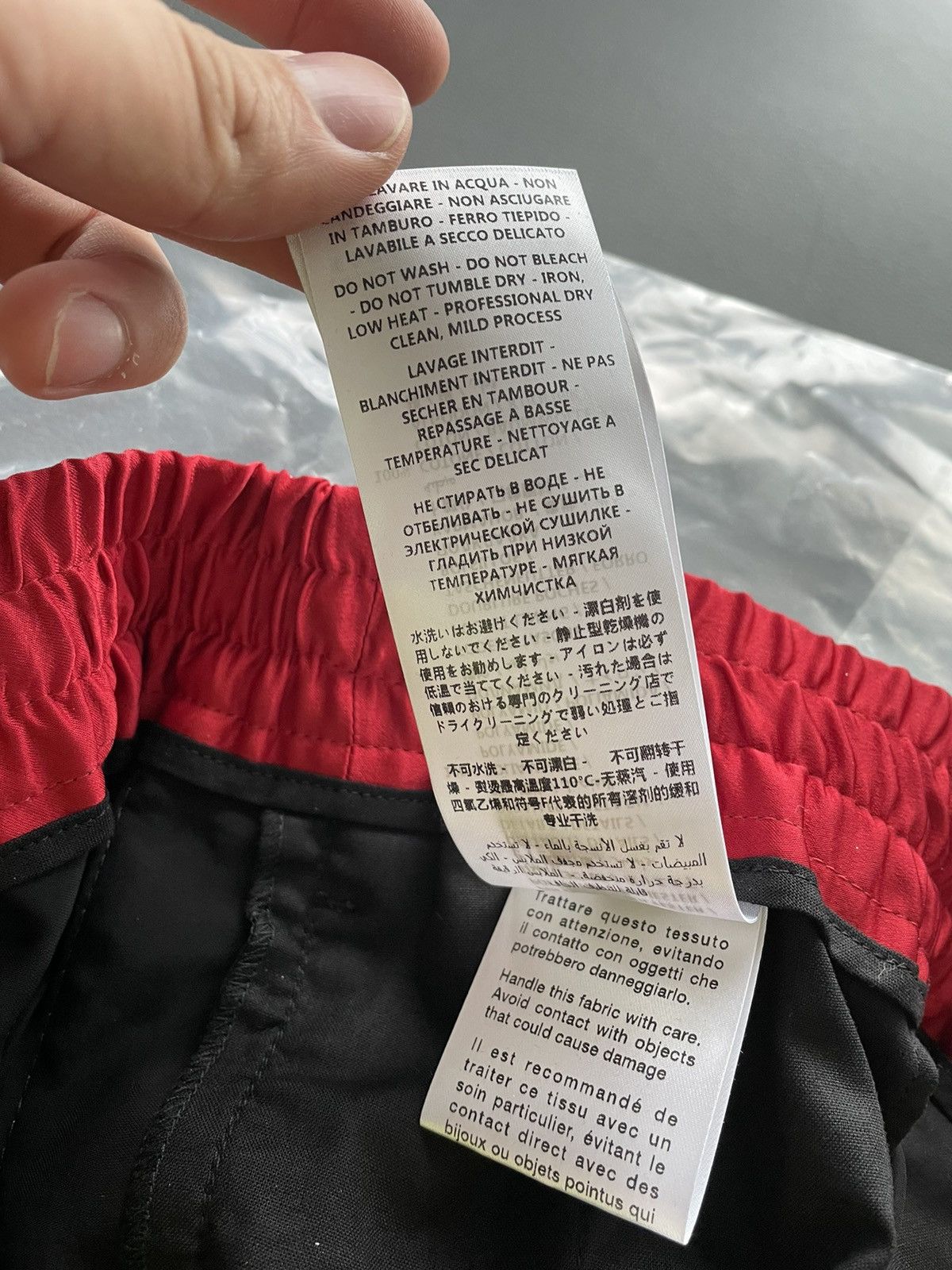 Gucci Limited Super Brand New Runway Gucci Track Shorts Size US 32 / EU 48 - 25 Thumbnail