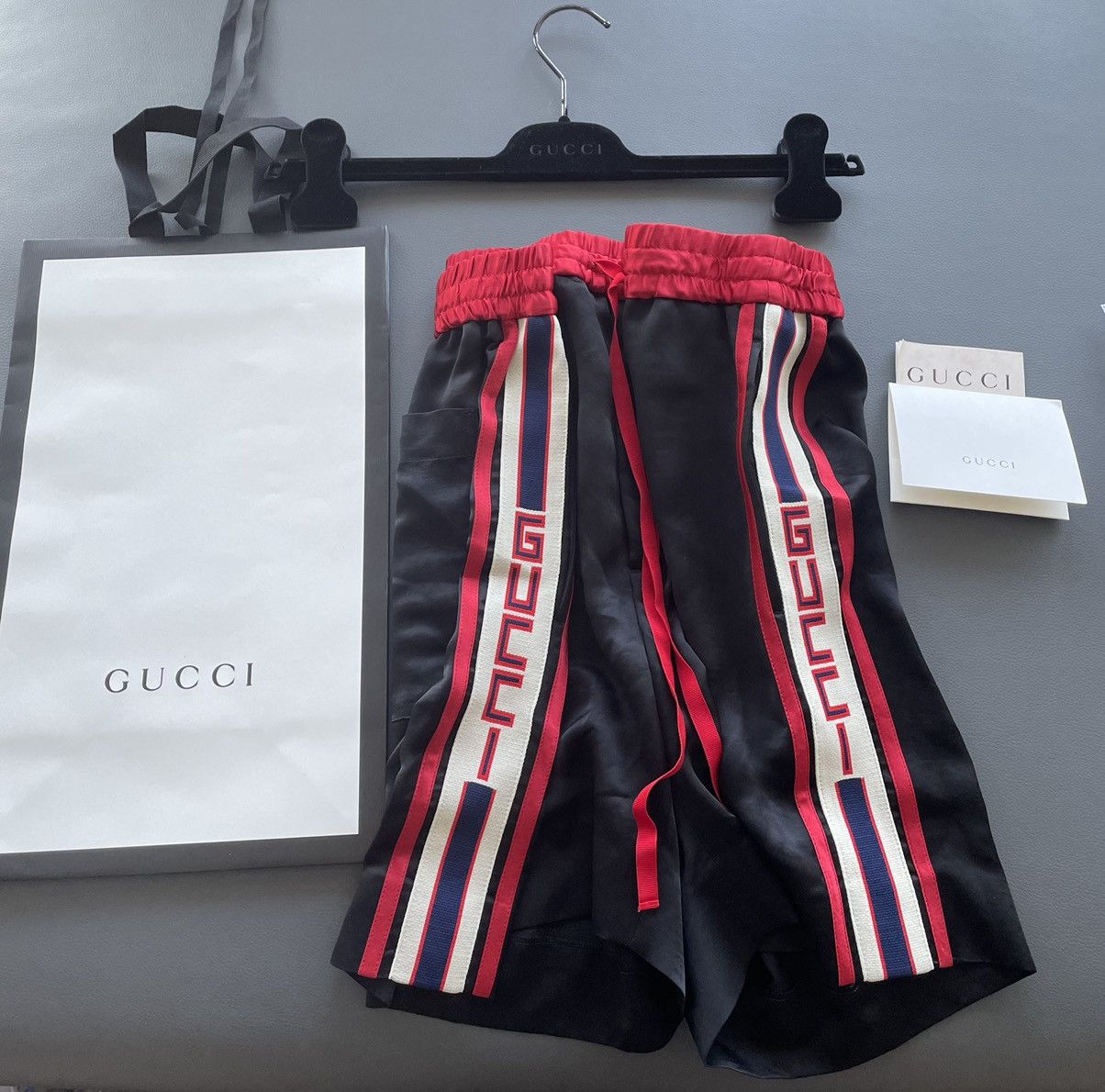 Gucci Limited Super Brand New Runway Gucci Track Shorts Size US 32 / EU 48 - 13 Thumbnail