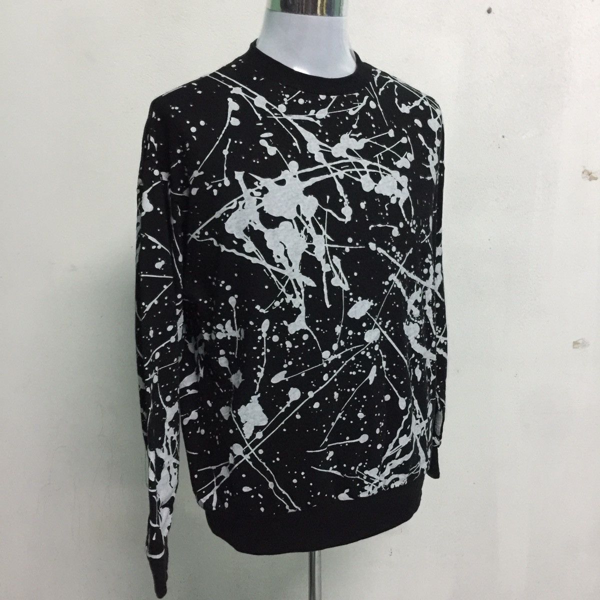 Japanese Brand Direct from confirm original design sweatshirt Size US L / EU 52-54 / 3 - 3 Thumbnail