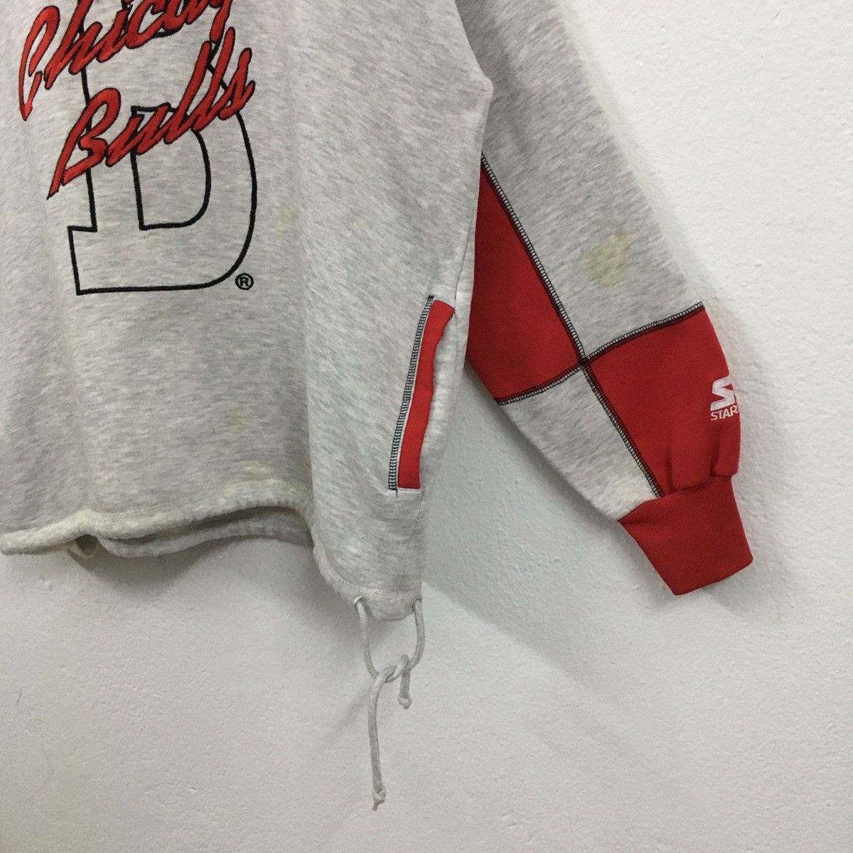 NBA × Vintage Rare Vintage NBA Chicago Bulls All Logo Embroidery Hoodie Size US M / EU 48-50 / 2 - 8 Thumbnail