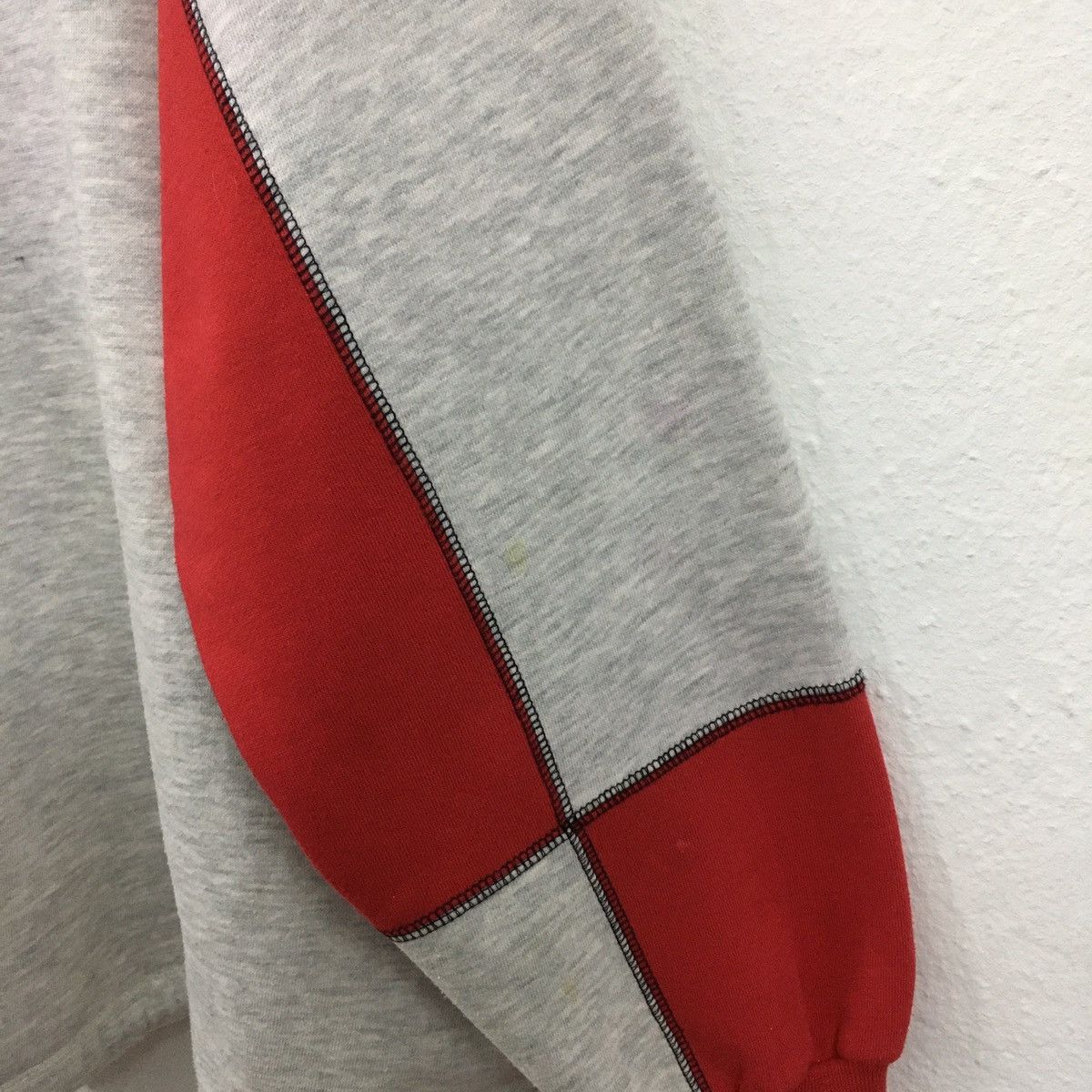 NBA × Vintage Rare Vintage NBA Chicago Bulls All Logo Embroidery Hoodie Size US M / EU 48-50 / 2 - 20 Thumbnail