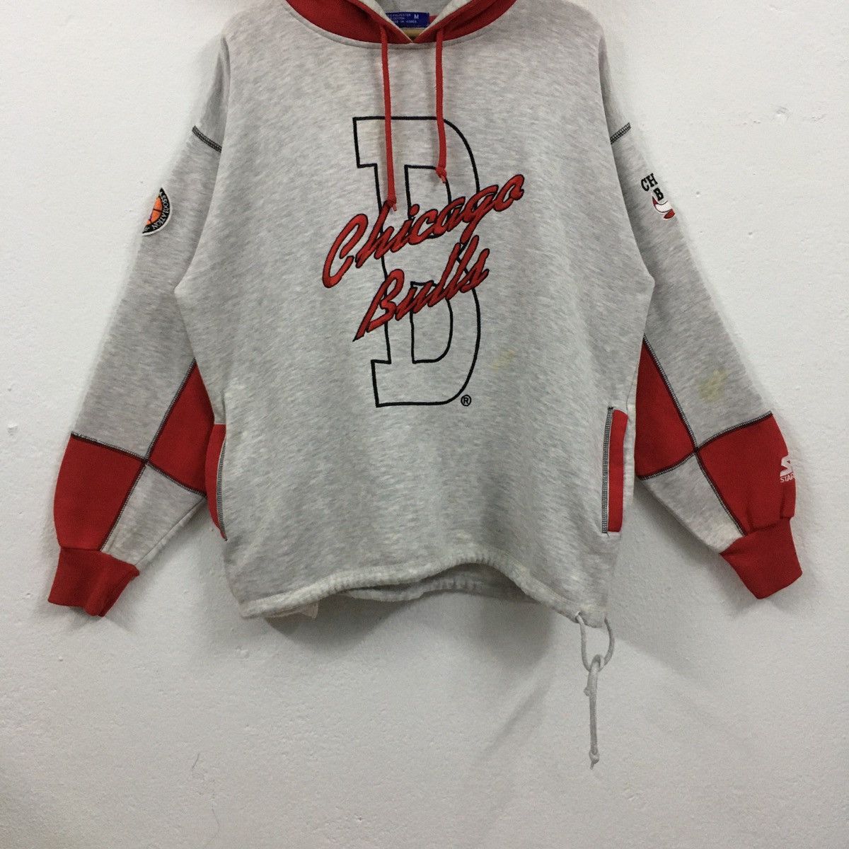 NBA × Vintage Rare Vintage NBA Chicago Bulls All Logo Embroidery Hoodie Size US M / EU 48-50 / 2 - 7 Thumbnail