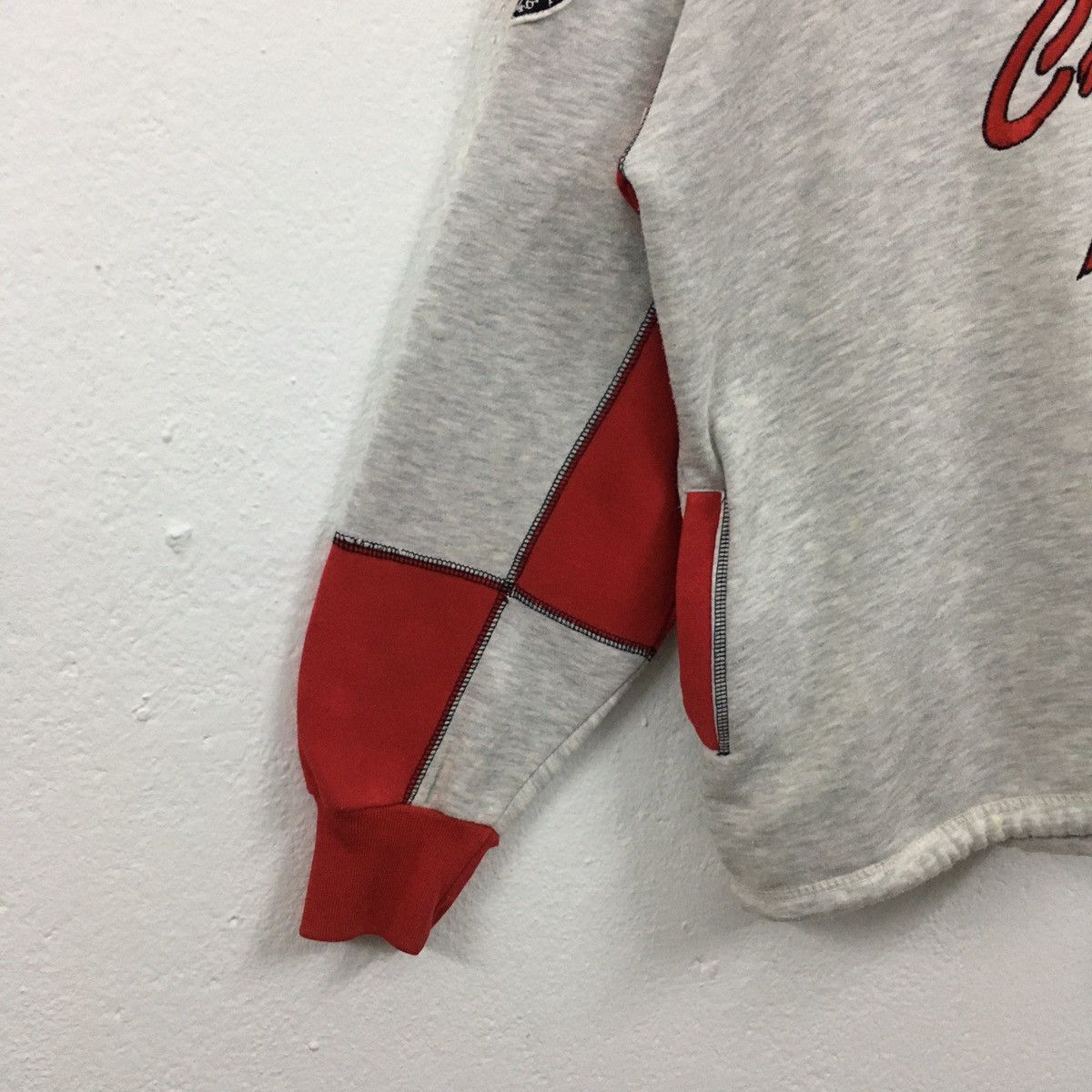 NBA × Vintage Rare Vintage NBA Chicago Bulls All Logo Embroidery Hoodie Size US M / EU 48-50 / 2 - 9 Thumbnail